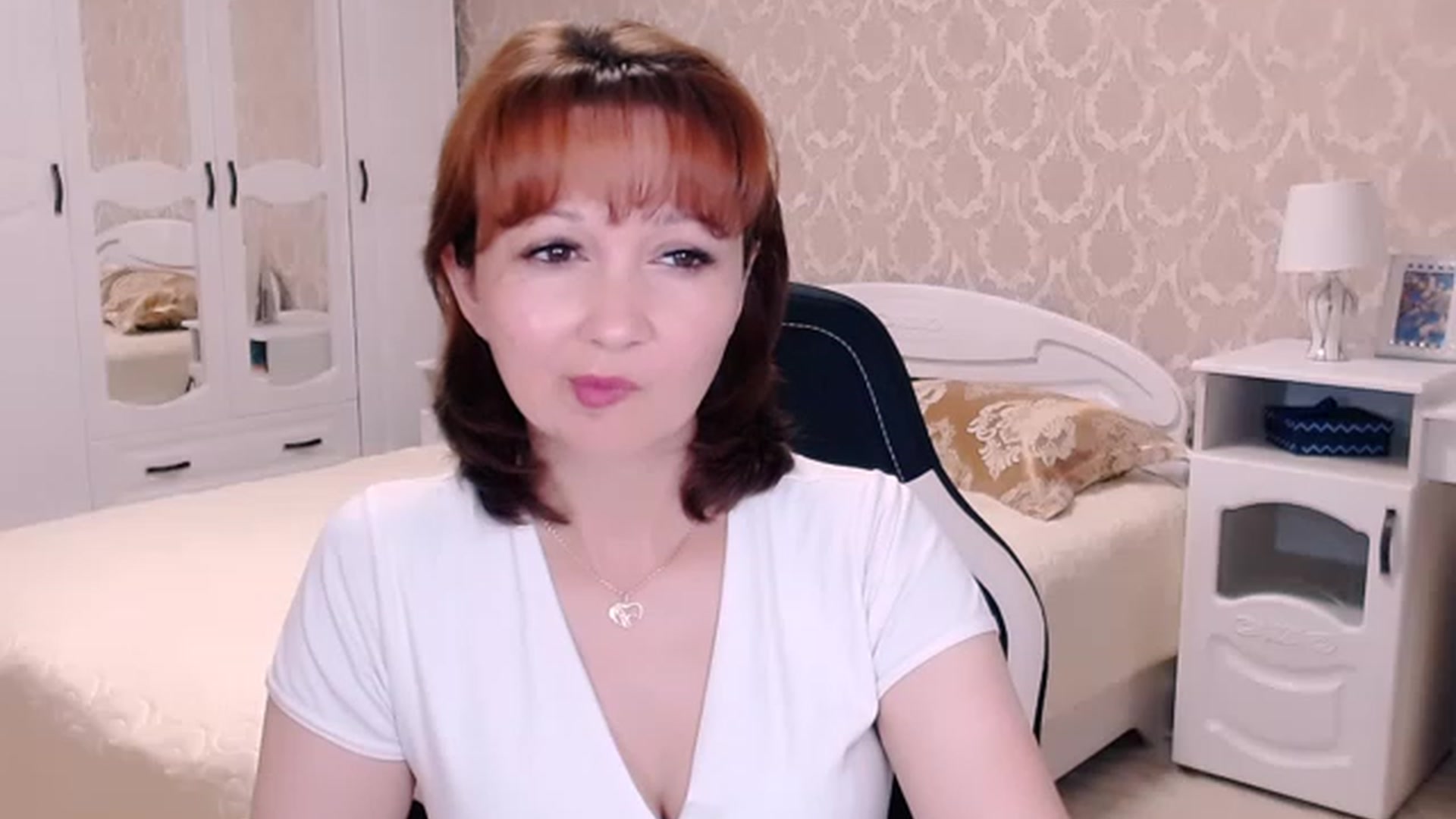 Gallery image thumbnail from AdeleMoran's myfreecams stream on, 07/29/2023, 17:40 image 14 of 20