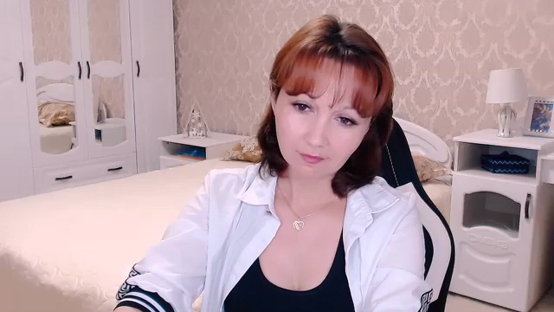 Gallery image thumbnail from AdeleMoran's myfreecams stream on, 07/29/2023, 19:21 image 13 of 20