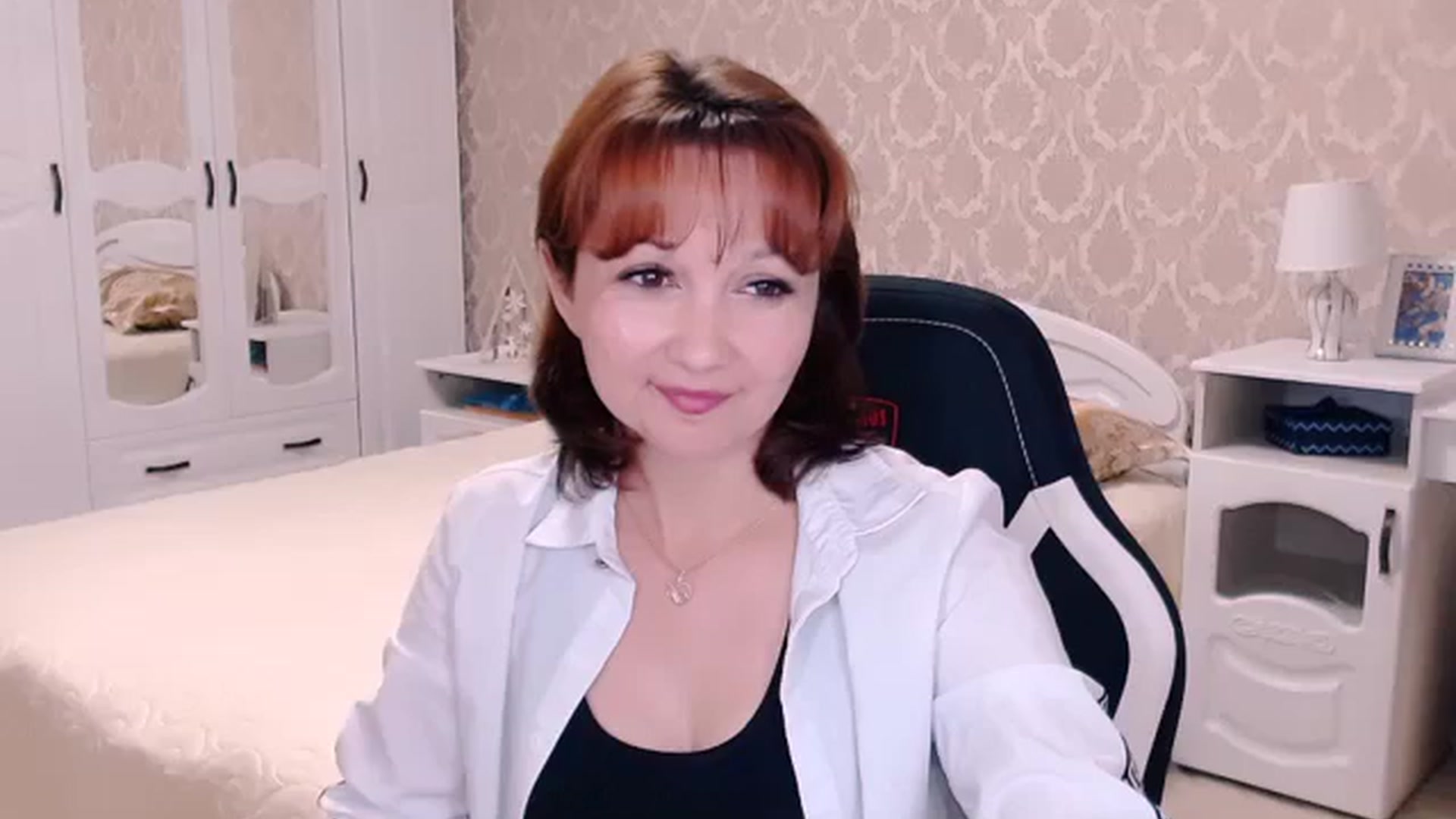 Gallery image thumbnail from AdeleMoran's myfreecams stream on, 07/29/2023, 19:21 image 12 of 20