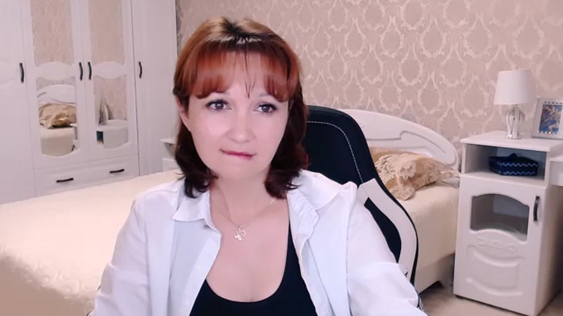 Gallery image thumbnail from AdeleMoran's myfreecams stream on, 07/29/2023, 19:21 image 19 of 20