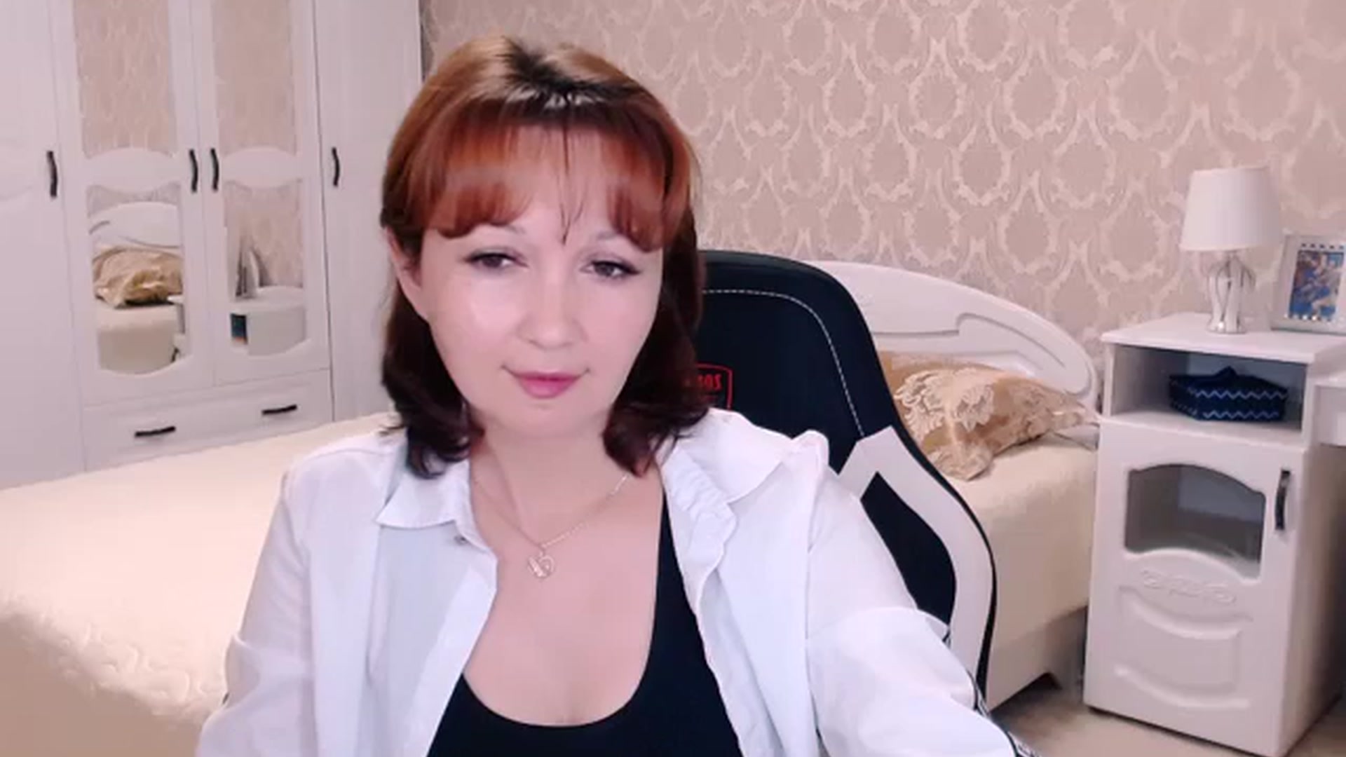 Gallery image thumbnail from AdeleMoran's myfreecams stream on, 07/29/2023, 19:21 image 16 of 20