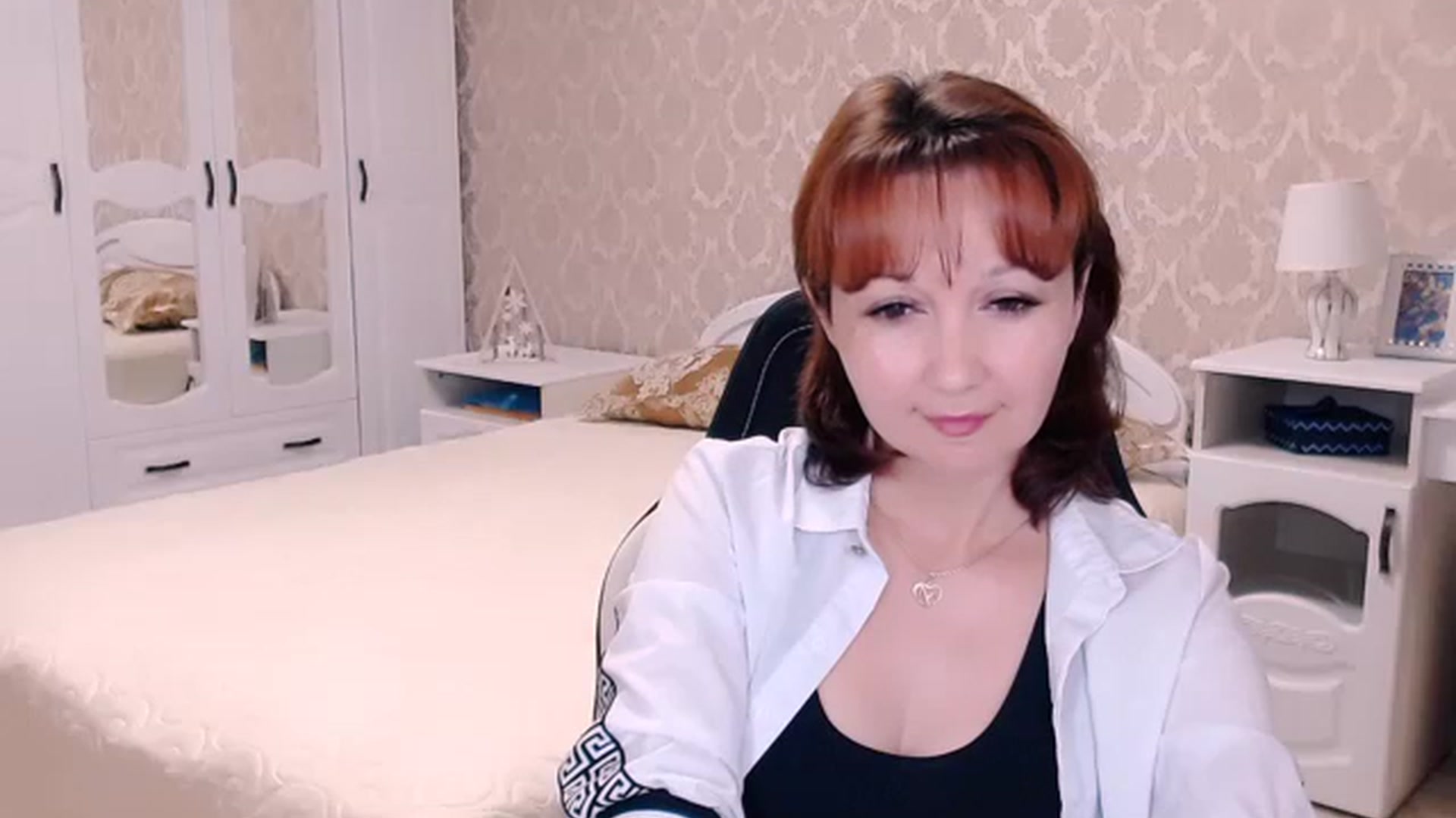 Gallery image thumbnail from AdeleMoran's myfreecams stream on, 07/29/2023, 19:21 image 9 of 20