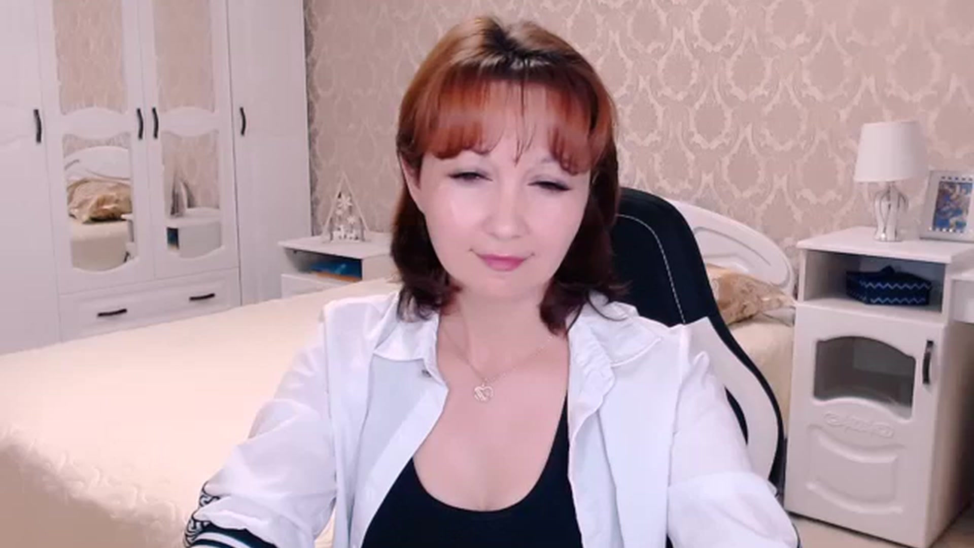 Gallery image thumbnail from AdeleMoran's myfreecams stream on, 07/29/2023, 19:21 image 6 of 20