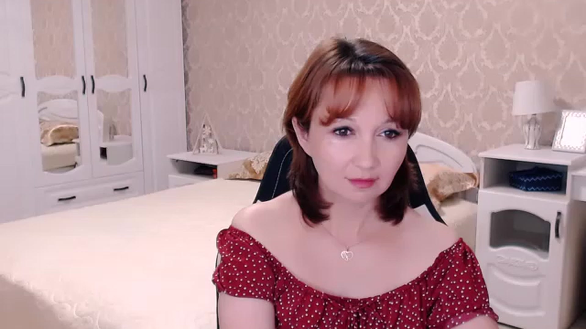 Gallery image thumbnail from AdeleMoran's myfreecams stream on, 08/12/2023, 18:41 image 2 of 20