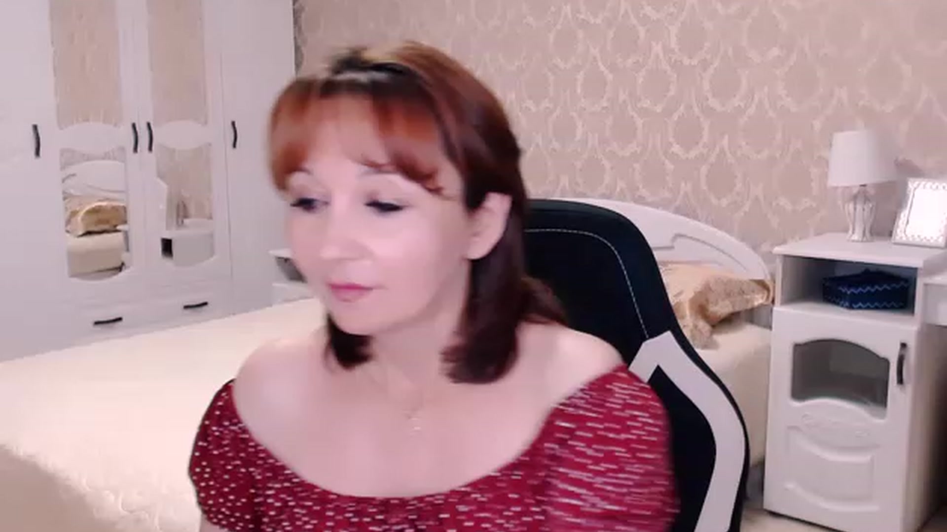 Gallery image thumbnail from AdeleMoran's myfreecams stream on, 08/12/2023, 18:41 image 18 of 20