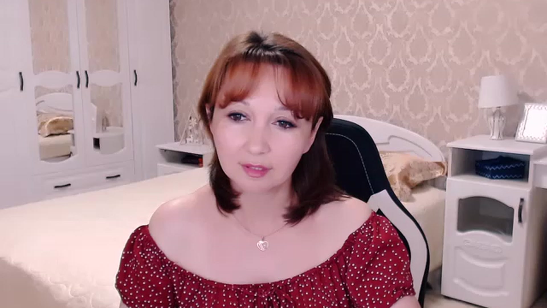 Gallery image thumbnail from AdeleMoran's myfreecams stream on, 08/12/2023, 18:41 image 15 of 20