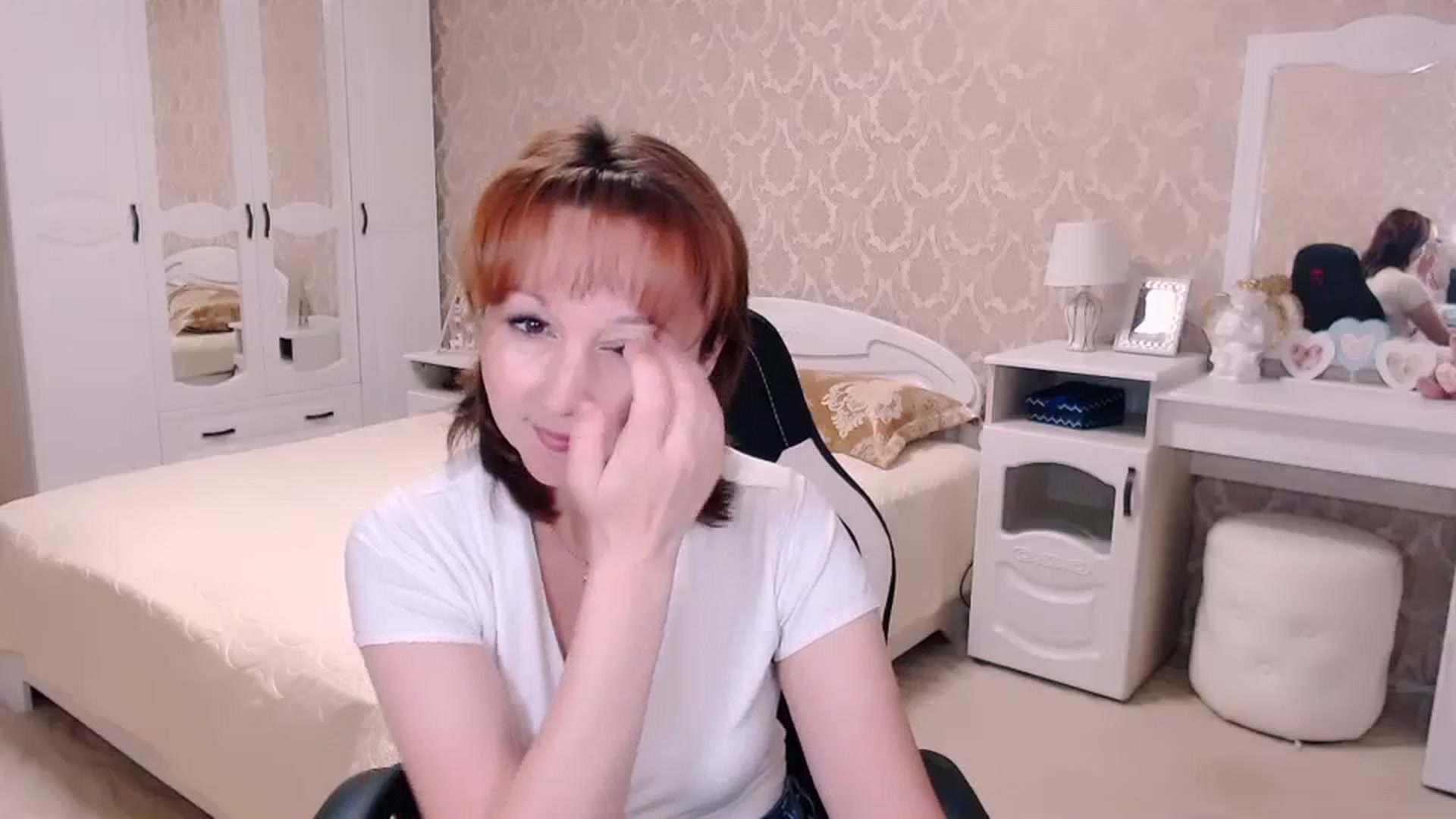 Gallery image thumbnail from AdeleMoran's myfreecams stream on, 08/13/2023, 17:27 image 13 of 20