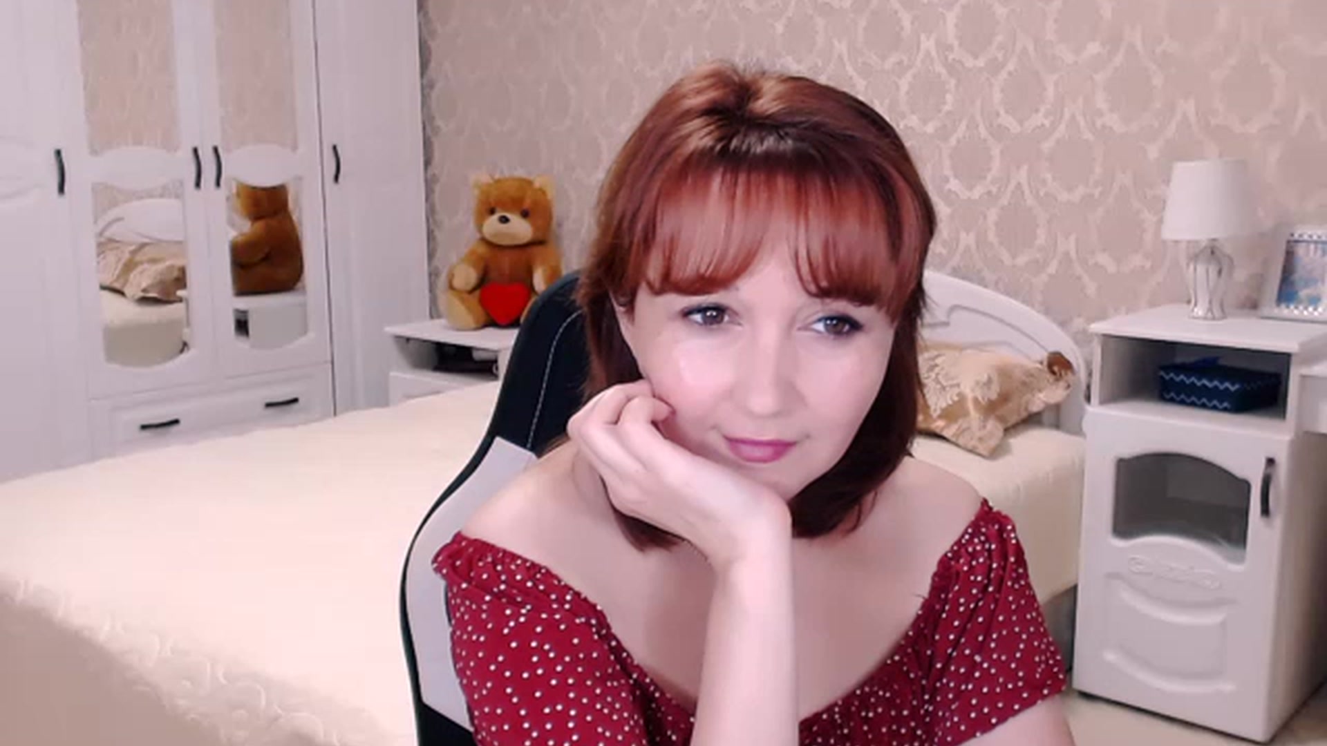 Gallery image thumbnail from AdeleMoran's myfreecams stream on, 08/20/2023, 16:37 image 4 of 20