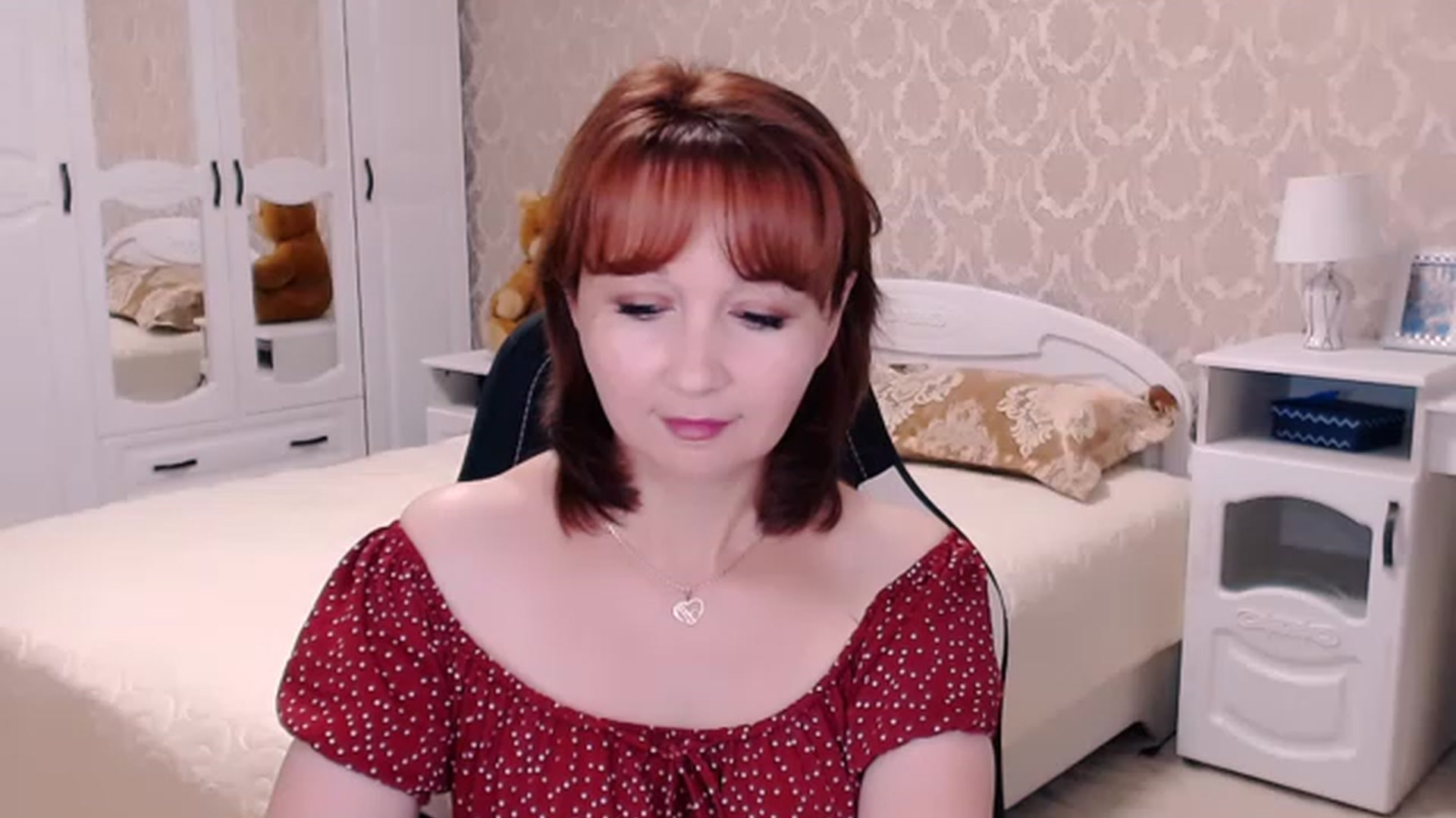 Gallery image thumbnail from AdeleMoran's myfreecams stream on, 08/20/2023, 16:37 image 17 of 20