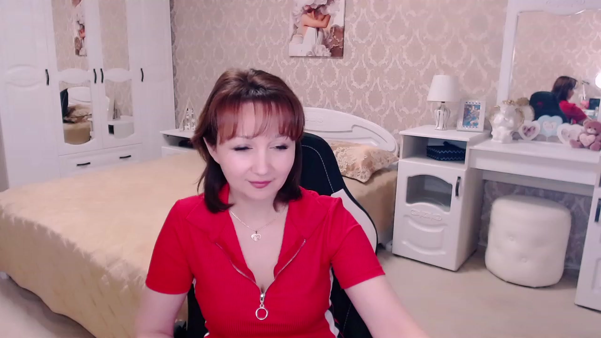 Gallery image thumbnail from AdeleMoran's myfreecams stream on, 03/19/2024, 13:50 image 4 of 20