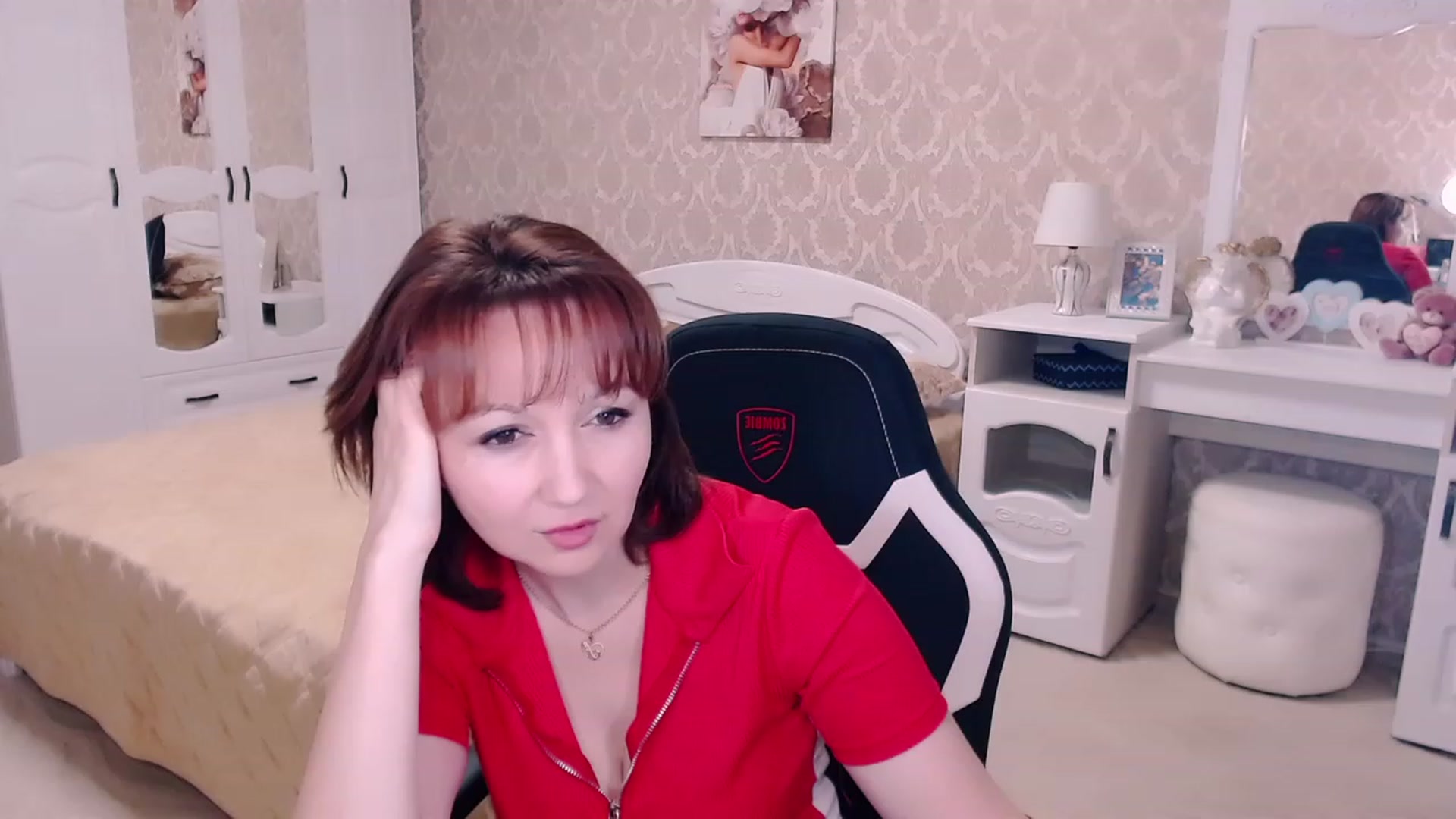 Gallery image thumbnail from AdeleMoran's myfreecams stream on, 03/19/2024, 13:50 image 17 of 20