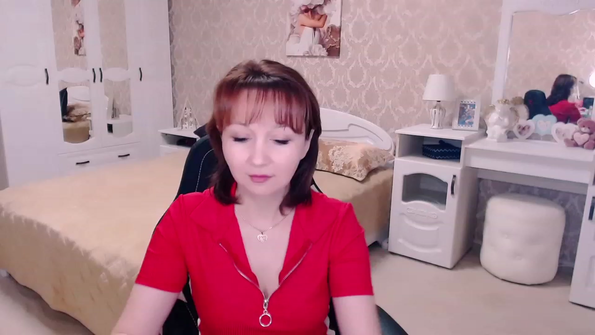 Gallery image thumbnail from AdeleMoran's myfreecams stream on, 03/19/2024, 13:50 image 3 of 20