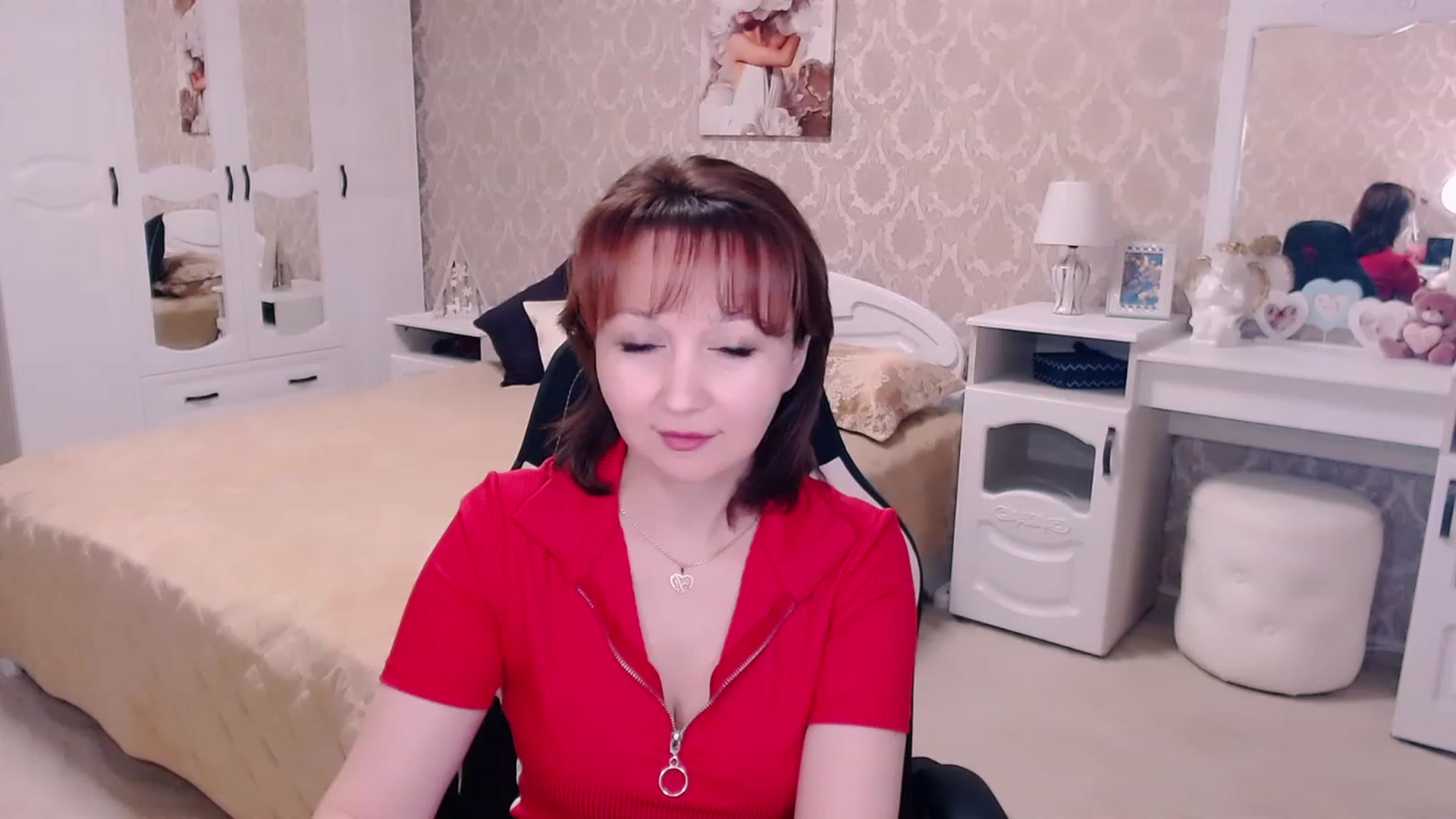 Gallery image thumbnail from AdeleMoran's myfreecams stream on, 03/19/2024, 13:50 image 5 of 20