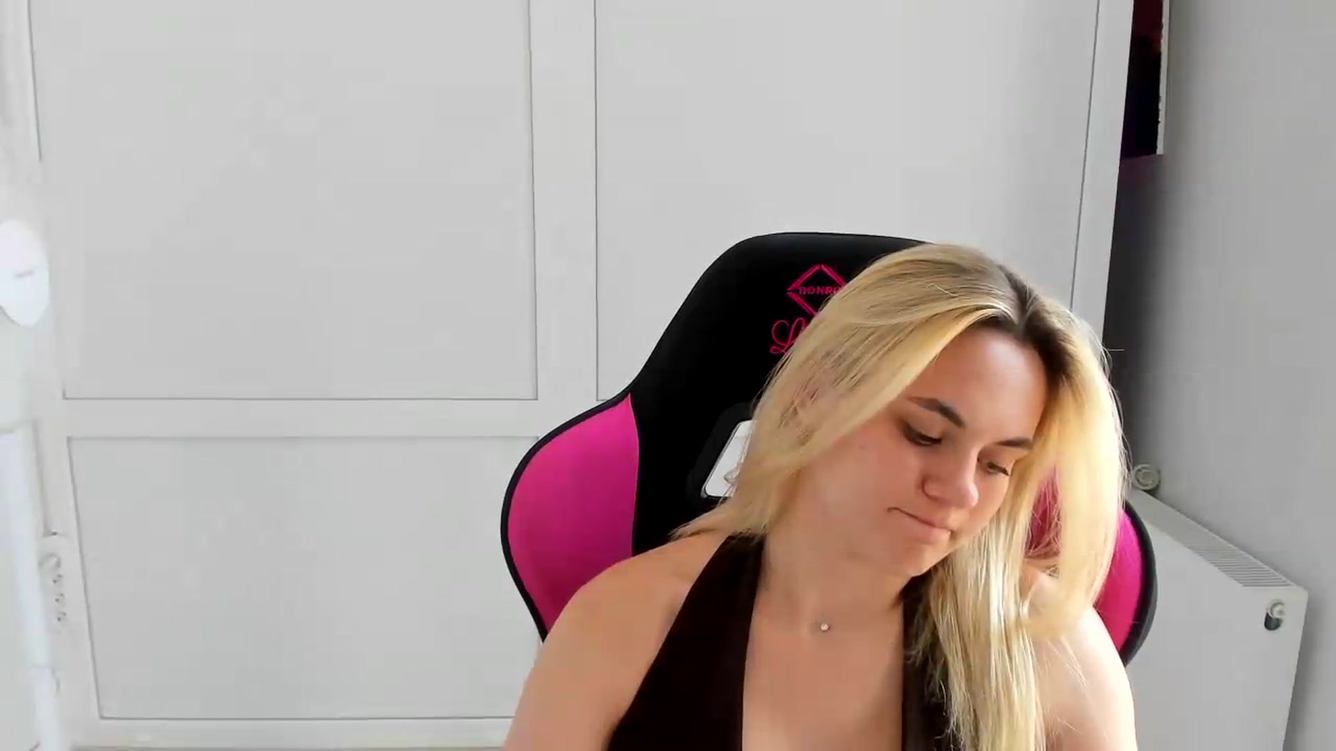 Gallery image thumbnail from AdeliaSol's myfreecams stream on, 07/31/2026, 14:39 image 20 of 20