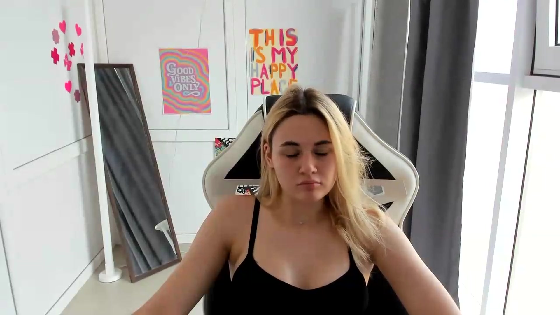 Gallery image thumbnail from AdeliaSol's myfreecams stream on, 08/03/2026, 09:38 image 8 of 20