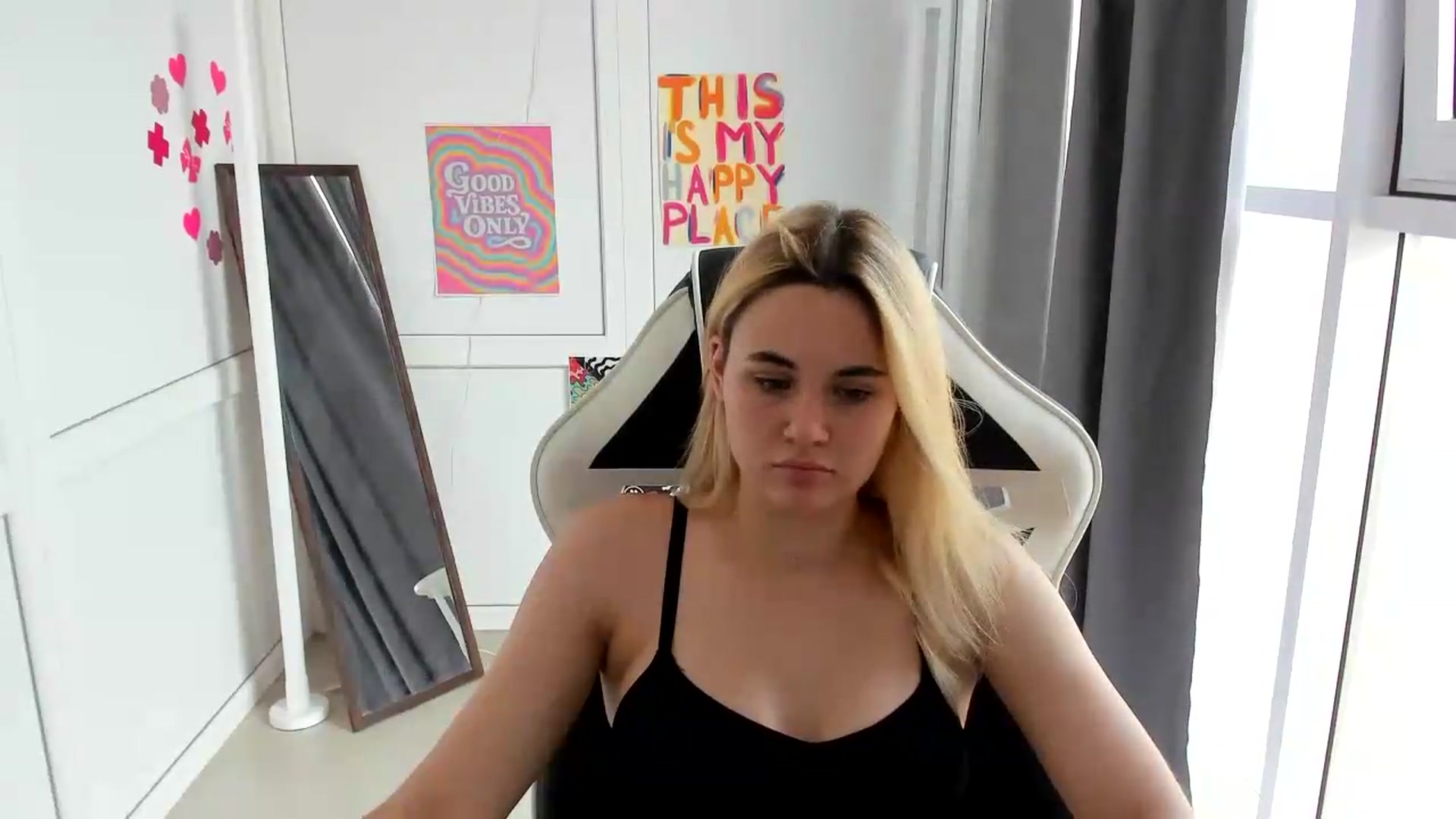 Gallery image thumbnail from AdeliaSol's myfreecams stream on, 08/03/2026, 09:38 image 3 of 20
