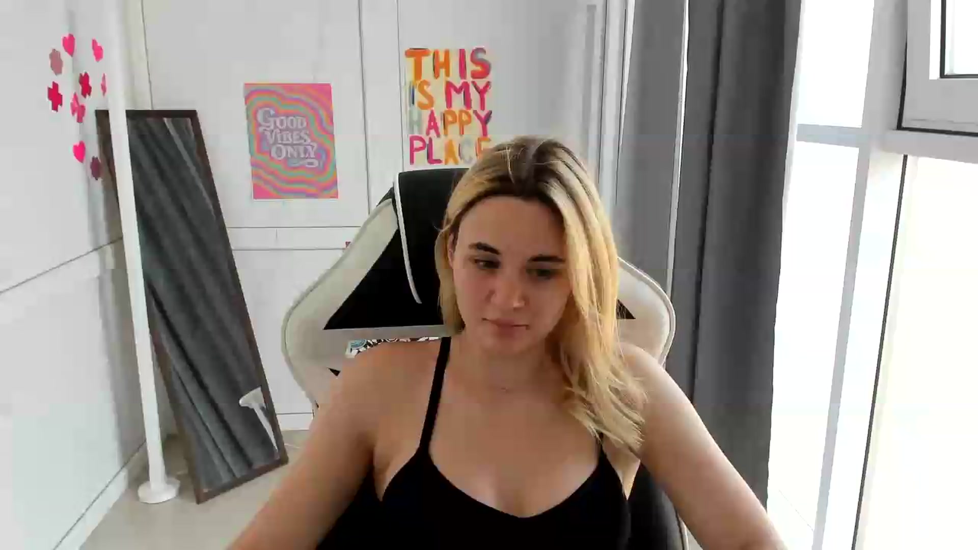 Gallery image thumbnail from AdeliaSol's myfreecams stream on, 08/03/2026, 11:19 image 2 of 20