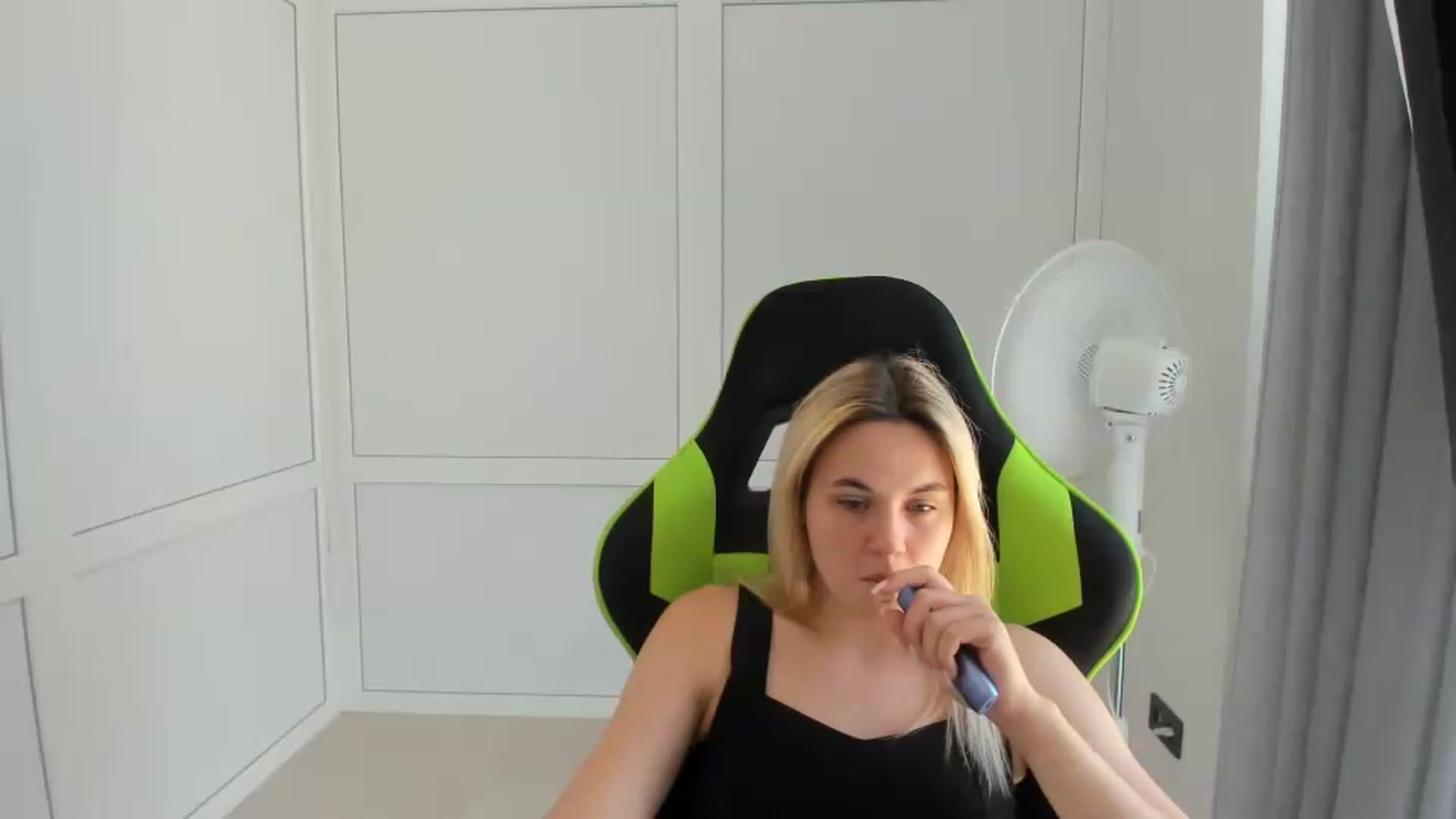 Gallery image thumbnail from AdeliaSol's myfreecams stream on, 08/10/2026, 10:52 image 1 of 20