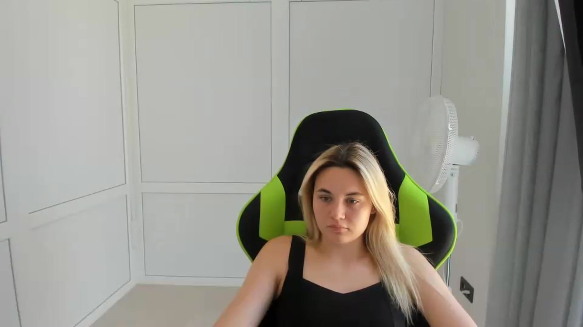 Gallery image thumbnail from AdeliaSol's myfreecams stream on, 08/10/2026, 10:52 image 6 of 20