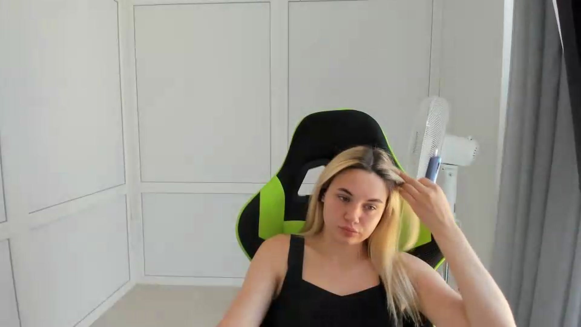 Gallery image thumbnail from AdeliaSol's myfreecams stream on, 08/10/2026, 10:52 image 3 of 20