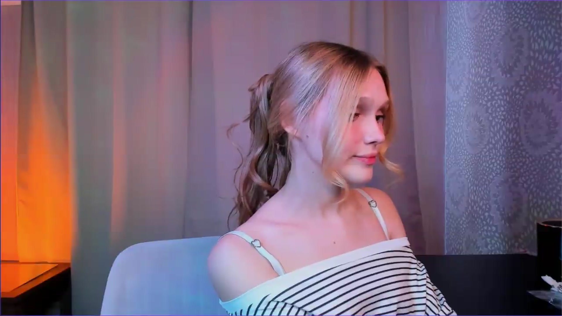 Gallery image thumbnail from AdelineCrash's myfreecams stream on, 06/05/2026, 09:46 image 6 of 20
