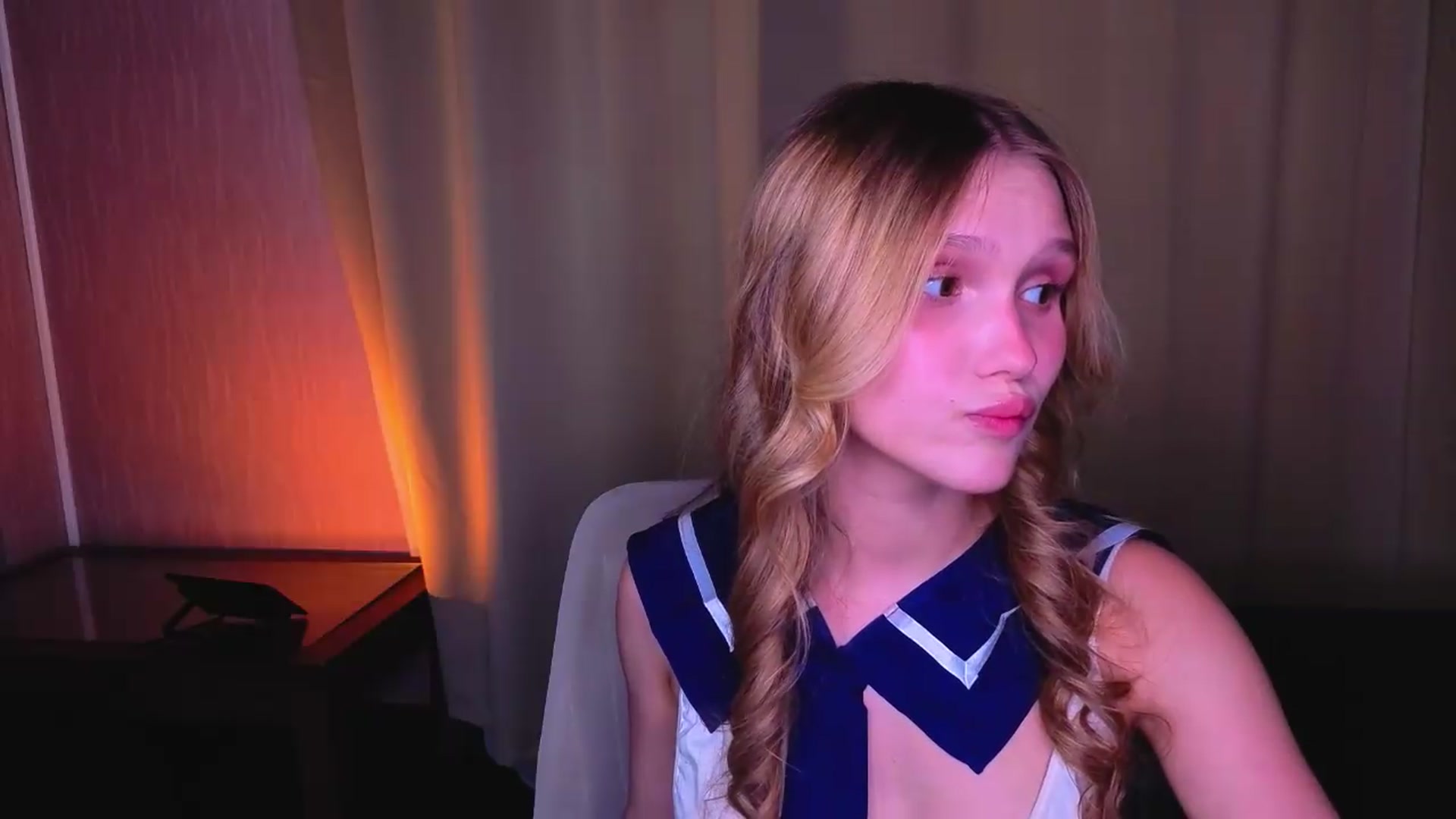Gallery image thumbnail from AdelineCrash's myfreecams stream on, 07/19/2026, 09:29 image 14 of 20
