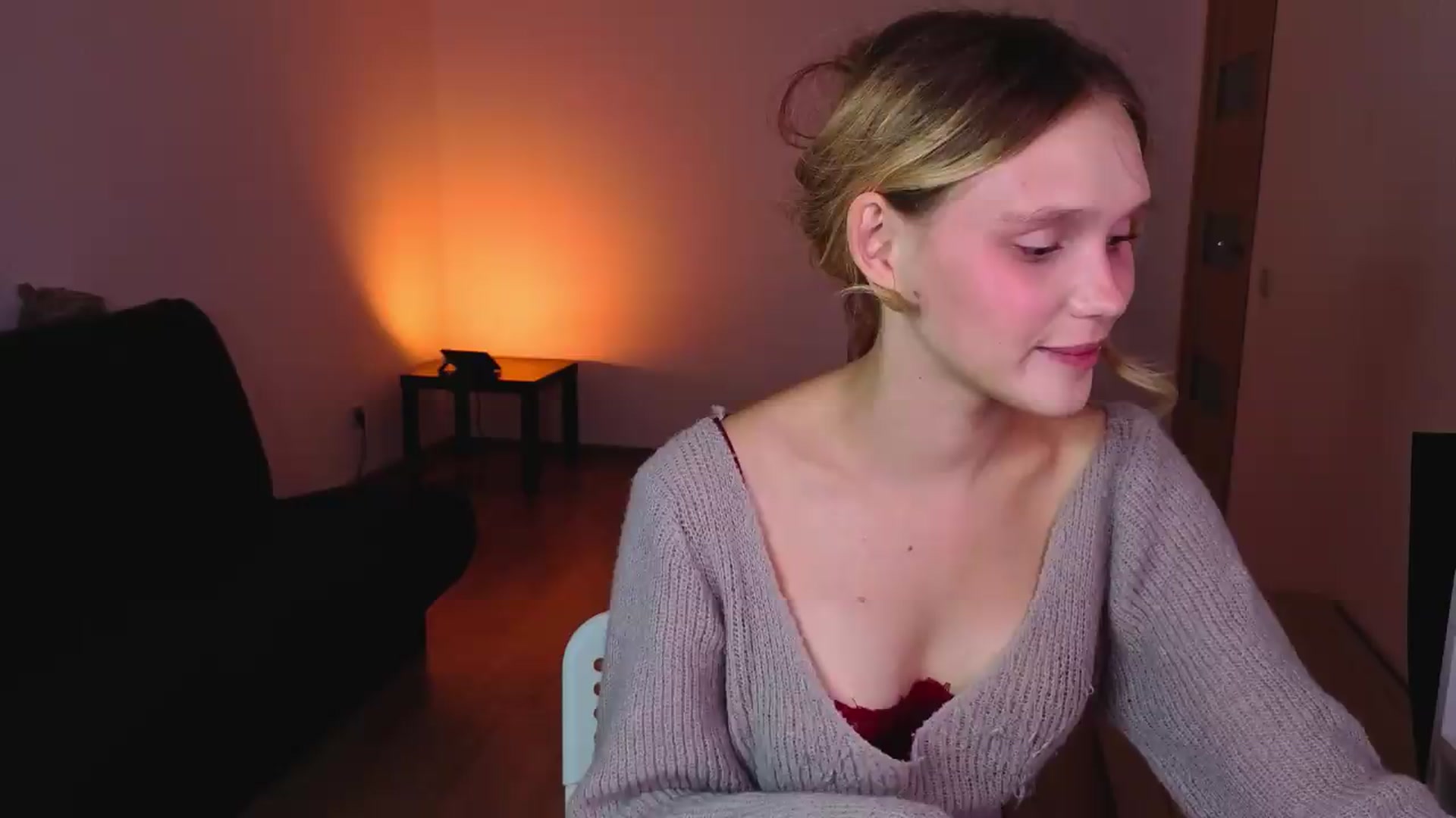 Gallery image thumbnail from AdelineCrash's myfreecams stream on, 08/10/2026, 10:04 image 3 of 20