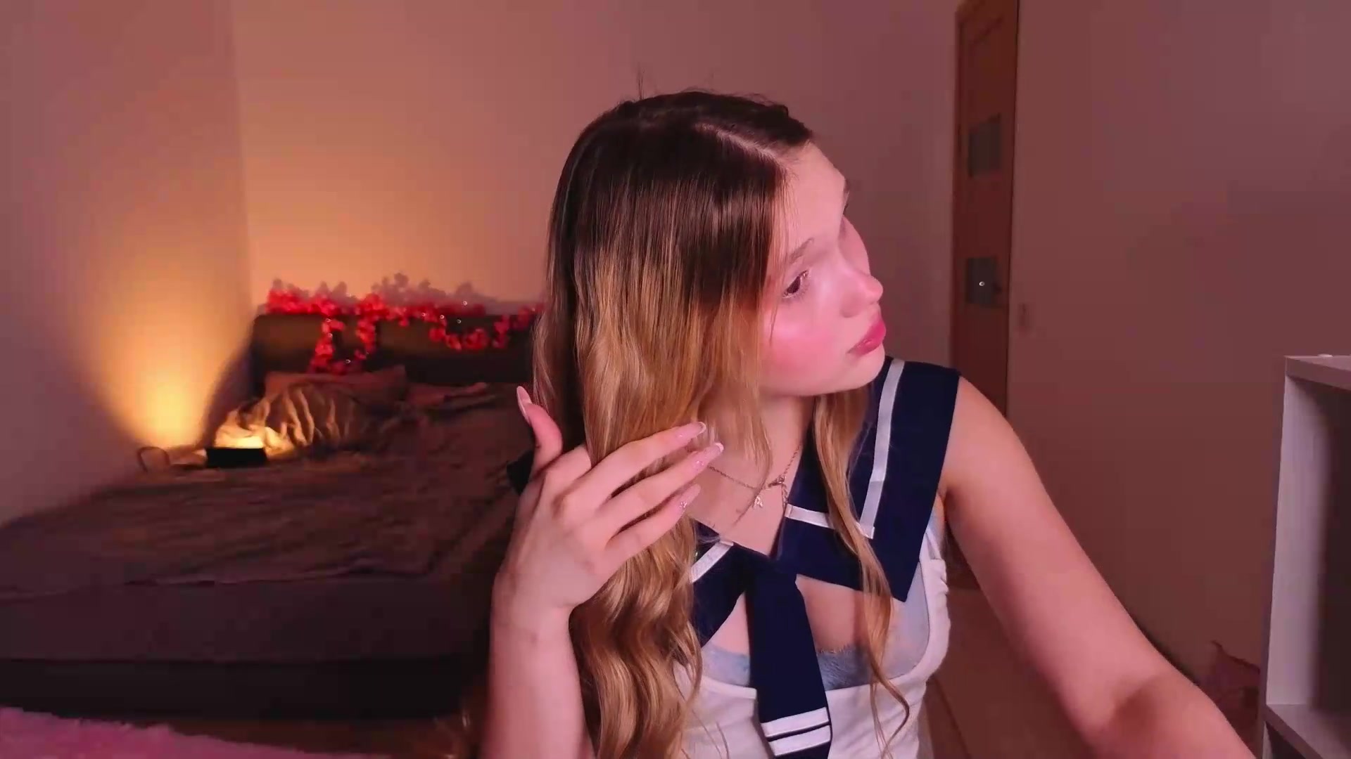 Gallery image thumbnail from AdelineCrash's myfreecams stream on, 09/01/2026, 11:25 image 18 of 20