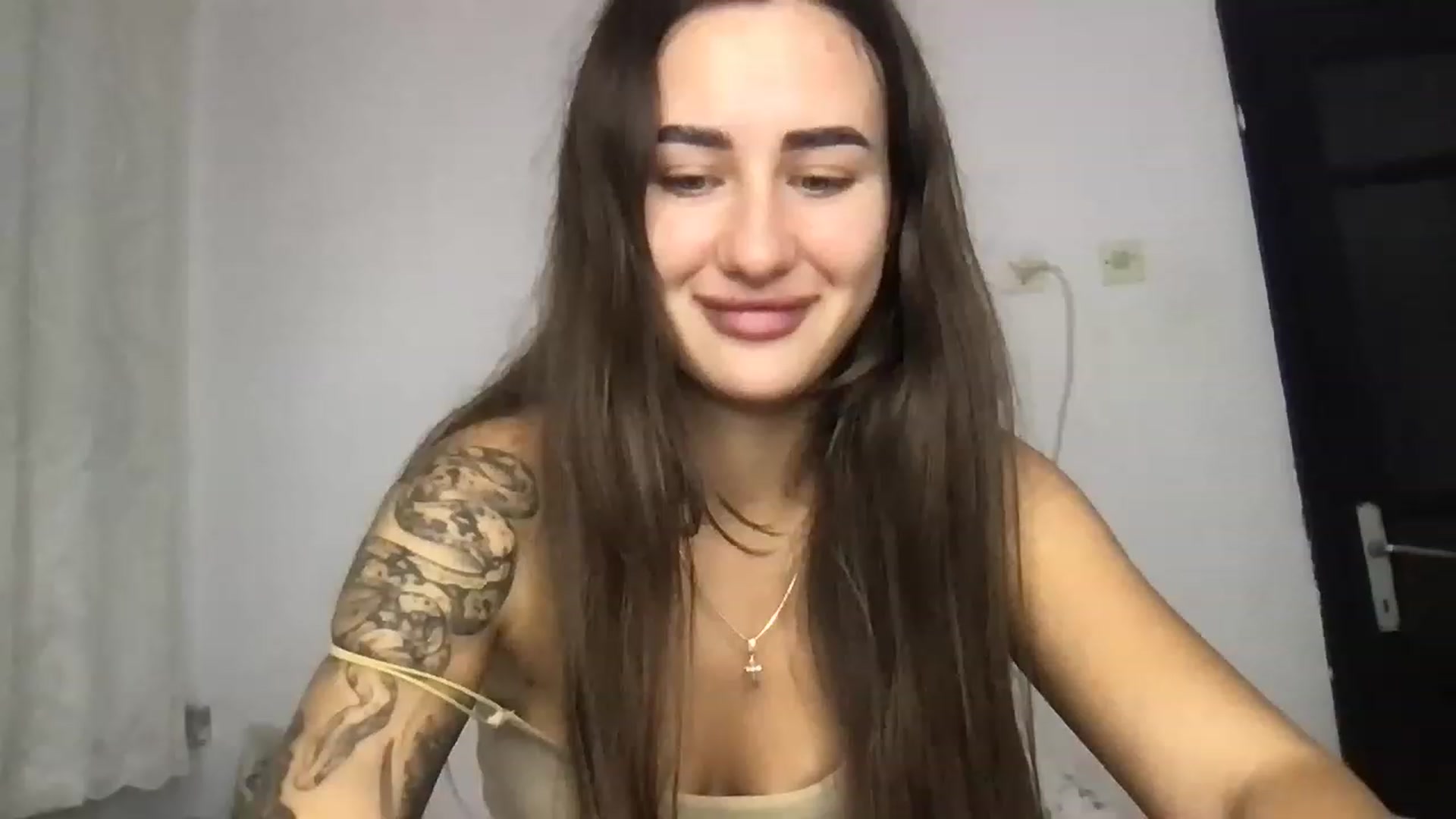 Gallery image thumbnail from Adell777's myfreecams stream on, 11/24/2022, 20:27 image 17 of 20