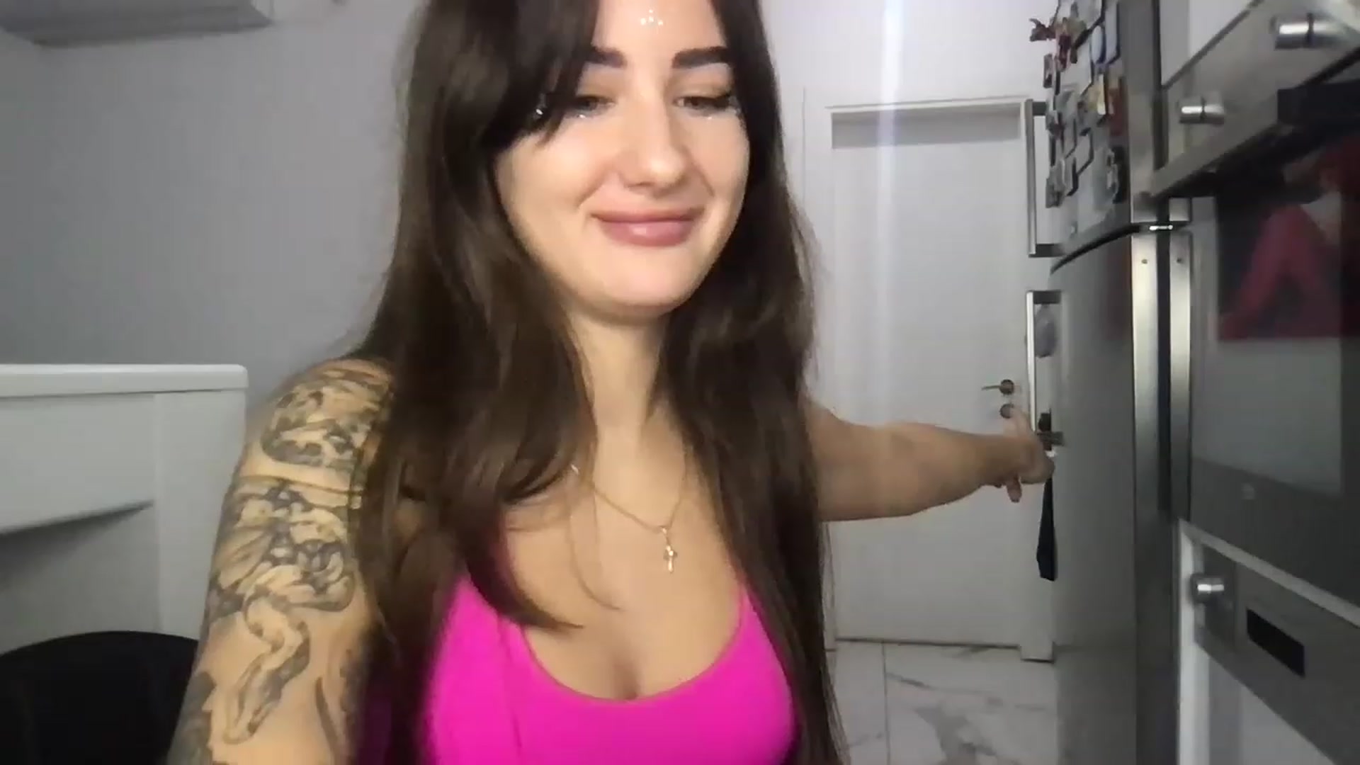 Gallery image thumbnail from Adell777's myfreecams stream on, 12/31/2022, 19:02 image 3 of 20