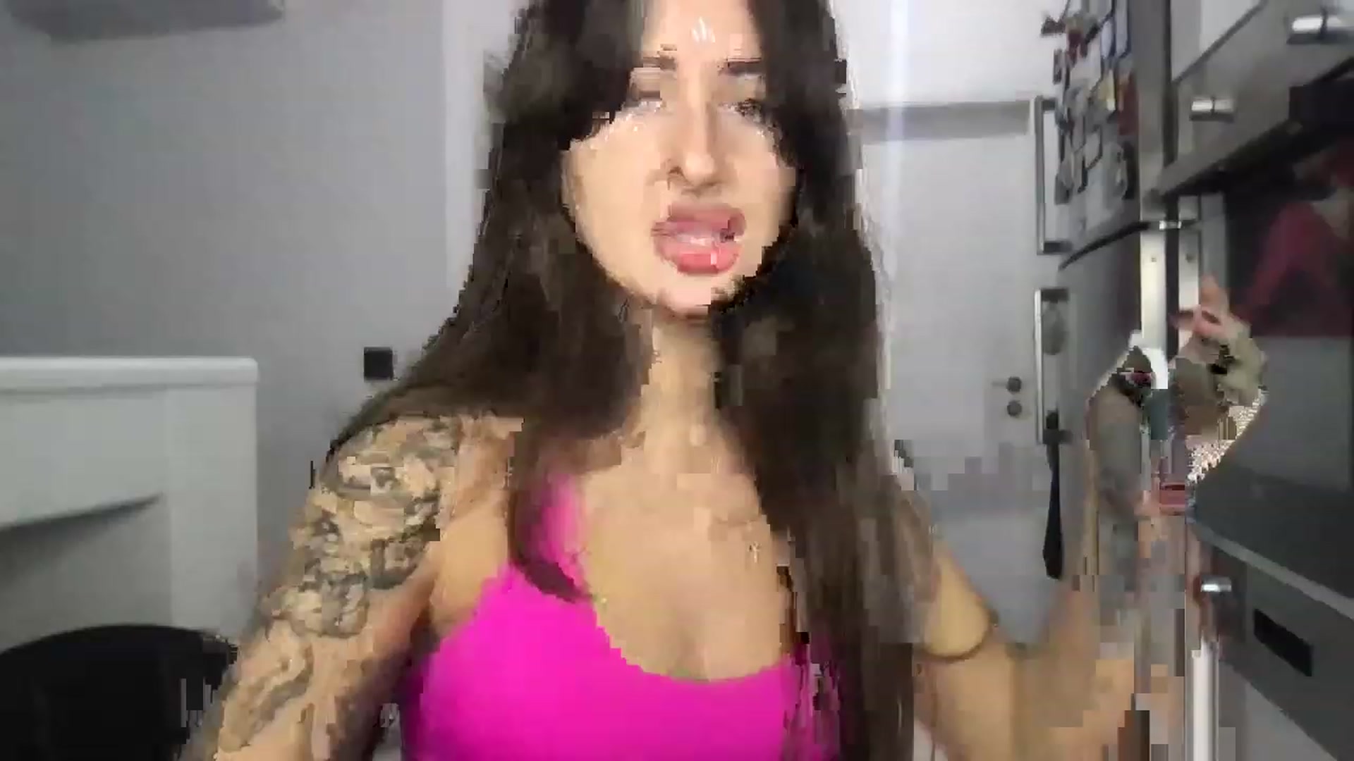 Gallery image thumbnail from Adell777's myfreecams stream on, 12/31/2022, 19:02 image 2 of 20