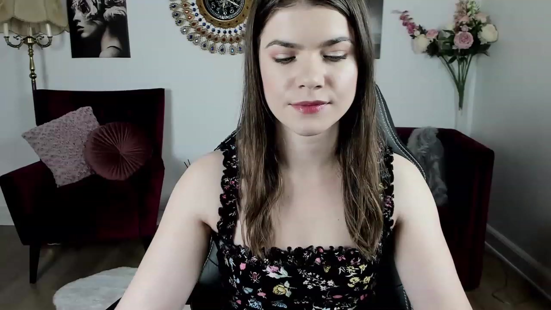 Gallery image thumbnail from Adisonn4you's myfreecams stream on, 12/01/2022, 16:43 image 2 of 20