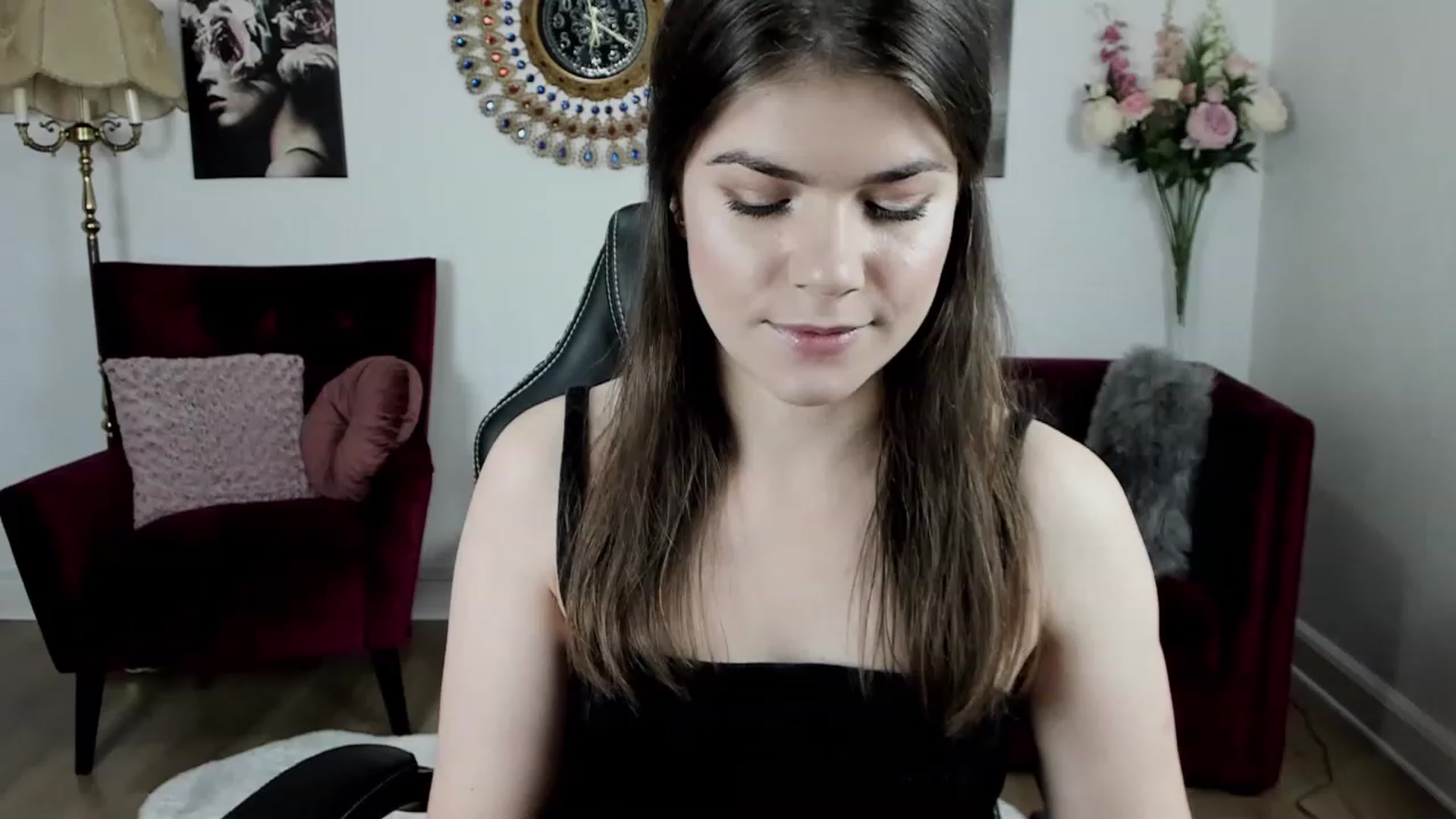 Gallery image thumbnail from Adisonn4you's myfreecams stream on, 12/03/2022, 16:32 image 11 of 20