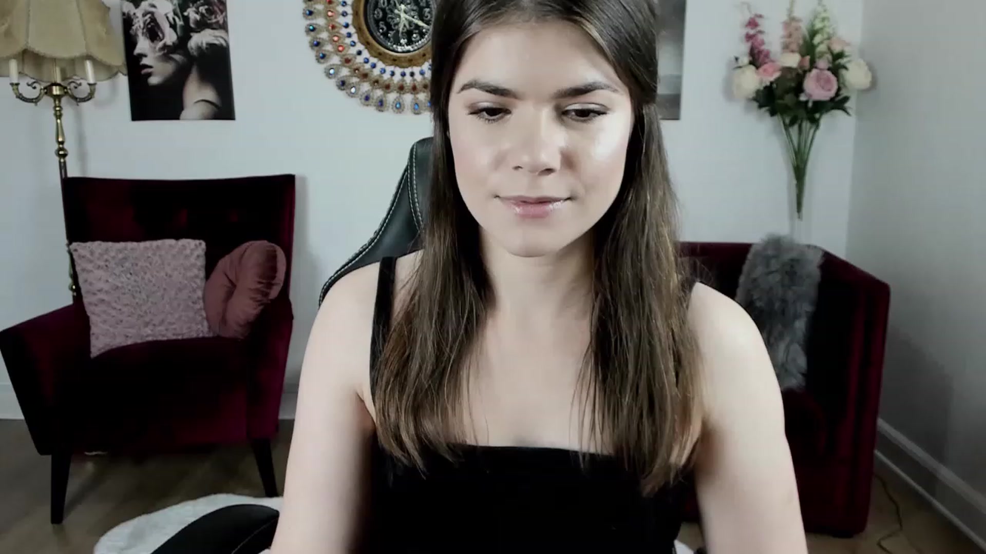 Gallery image thumbnail from Adisonn4you's myfreecams stream on, 12/03/2022, 16:32 image 10 of 20