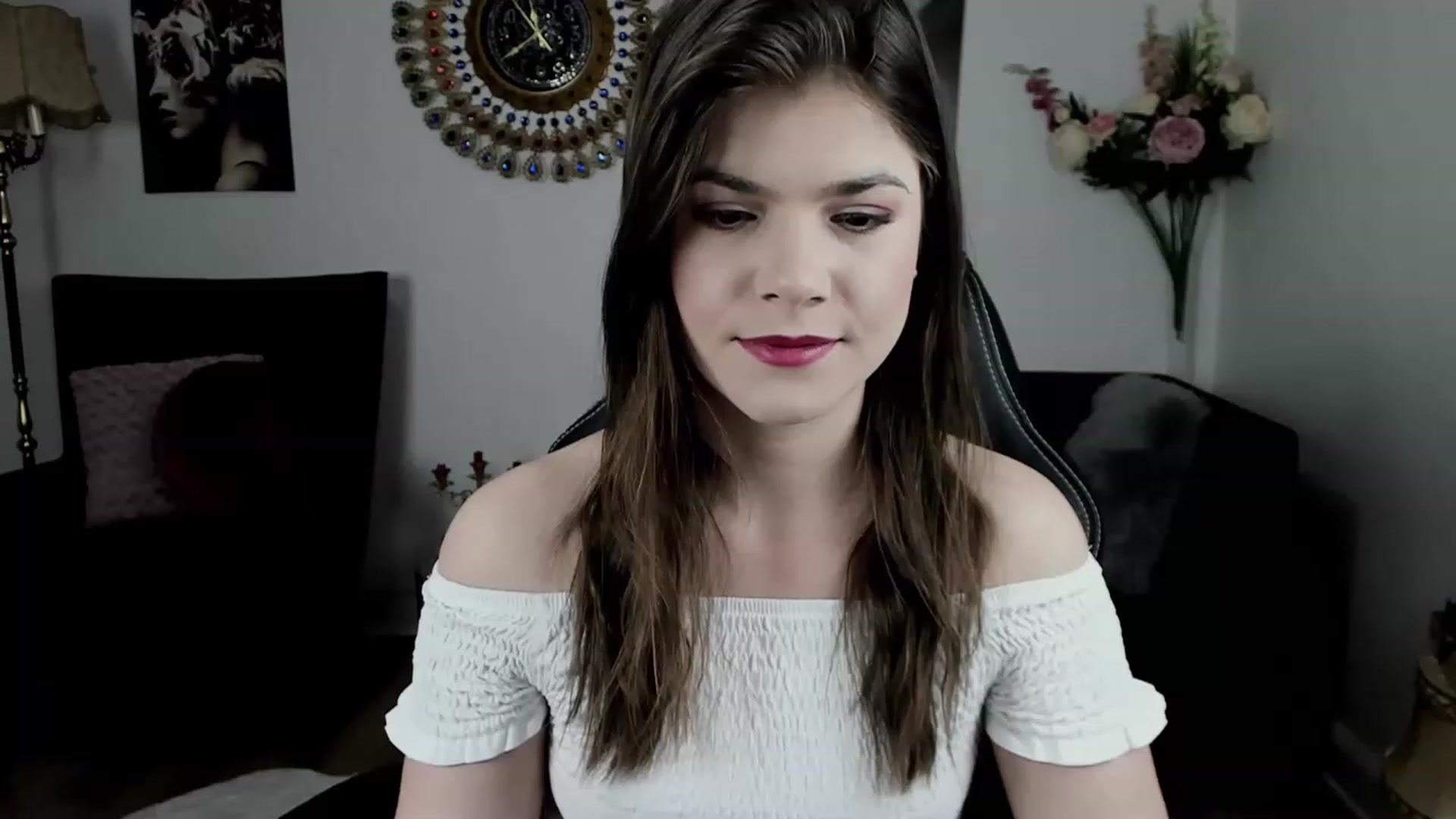 Gallery image thumbnail from Adisonn4you's myfreecams stream on, 02/23/2023, 21:18 image 6 of 20
