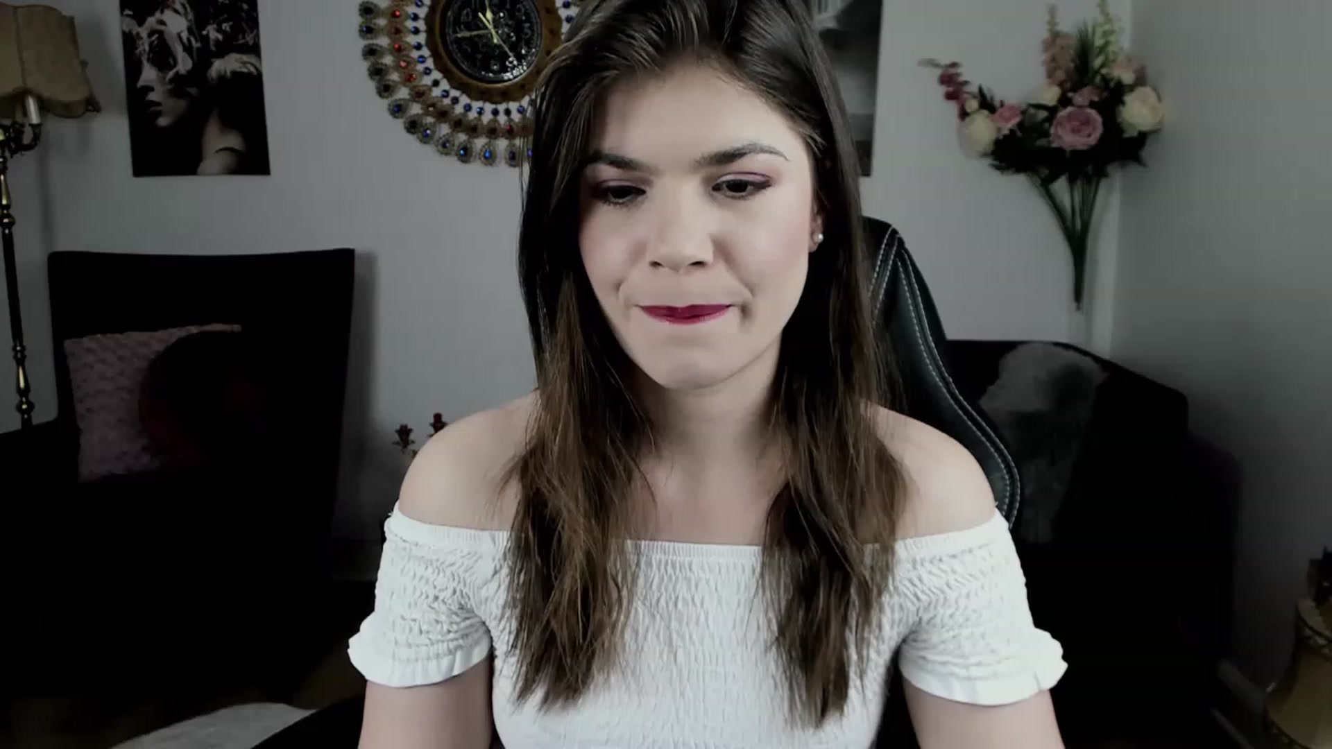 Gallery image thumbnail from Adisonn4you's myfreecams stream on, 02/23/2023, 21:18 image 15 of 20