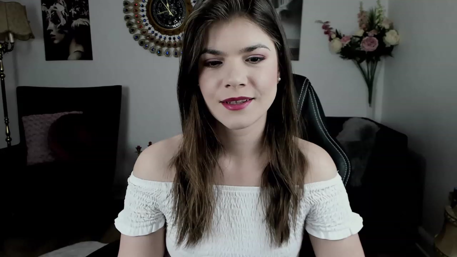 Gallery image thumbnail from Adisonn4you's myfreecams stream on, 02/23/2023, 21:18 image 12 of 20