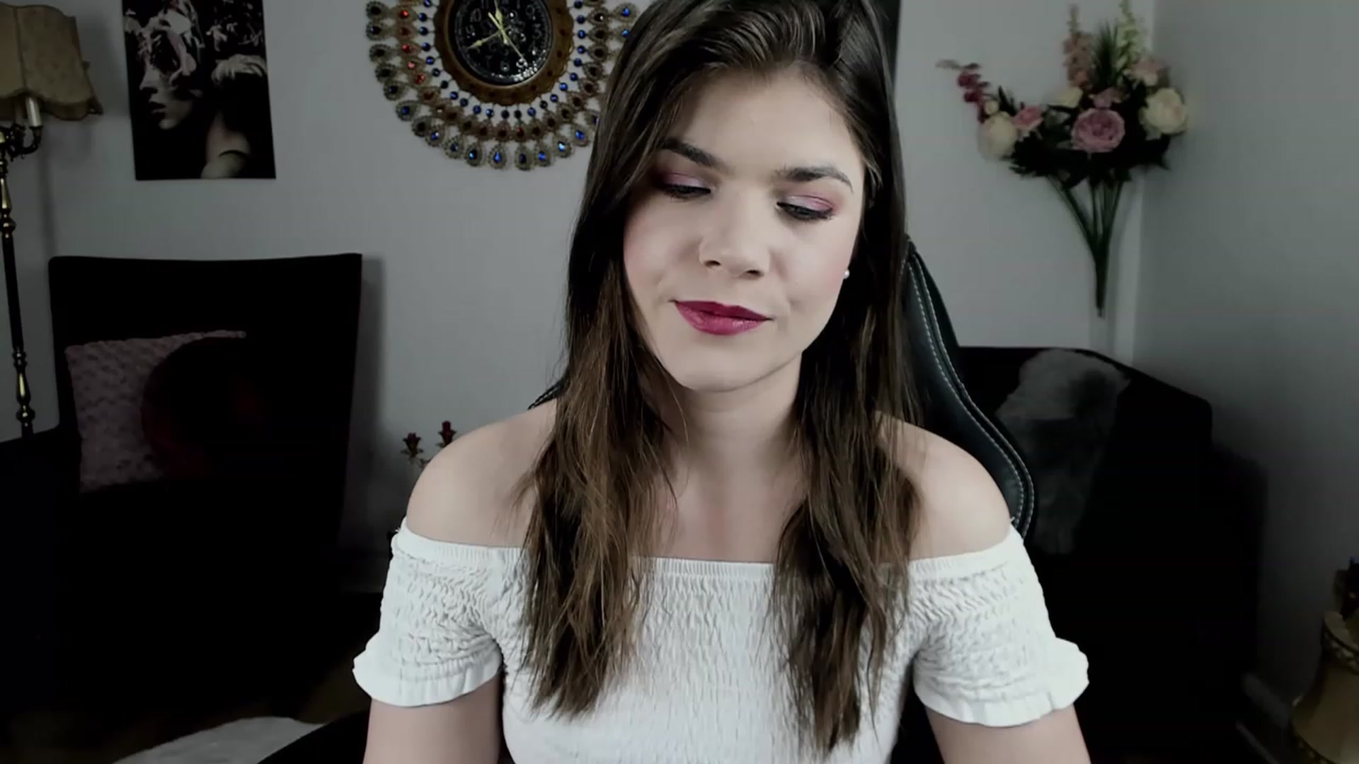Gallery image thumbnail from Adisonn4you's myfreecams stream on, 02/23/2023, 21:18 image 9 of 20