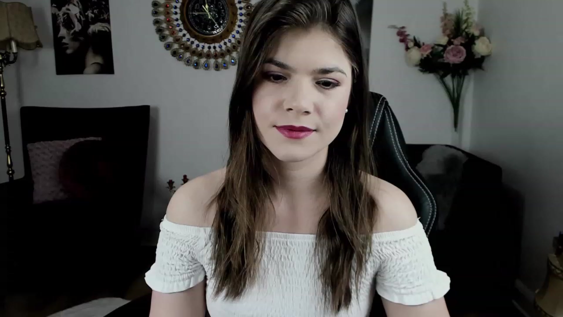 Gallery image thumbnail from Adisonn4you's myfreecams stream on, 02/23/2023, 21:18 image 17 of 20
