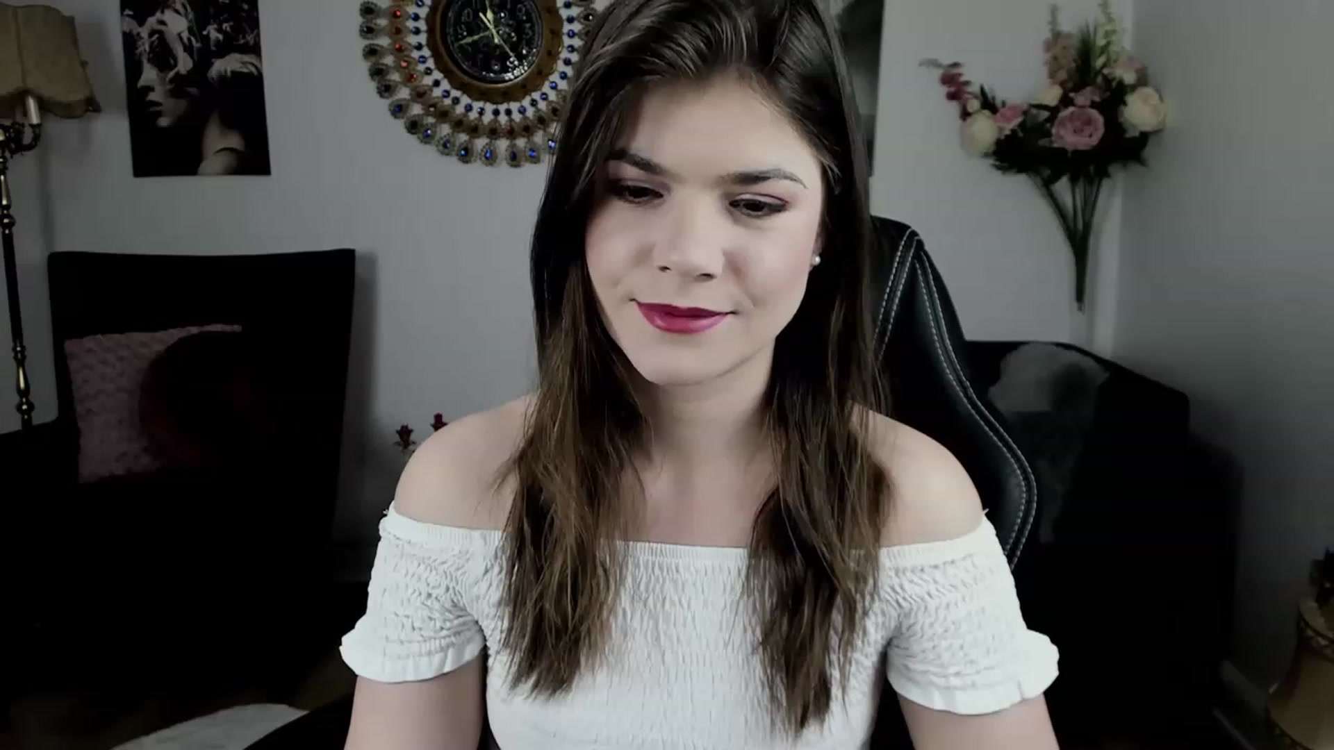 Gallery image thumbnail from Adisonn4you's myfreecams stream on, 02/23/2023, 21:18 image 11 of 20