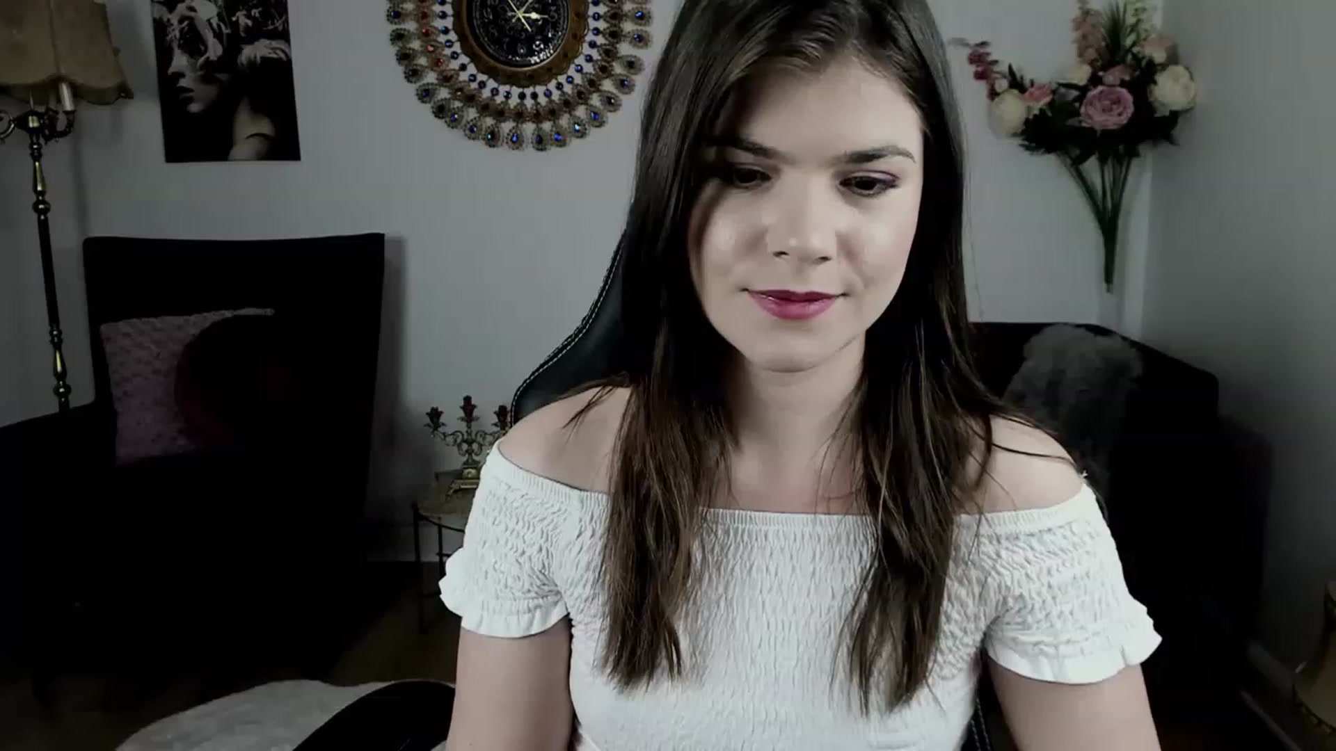Gallery image thumbnail from Adisonn4you's myfreecams stream on, 02/24/2023, 24:39 image 19 of 20