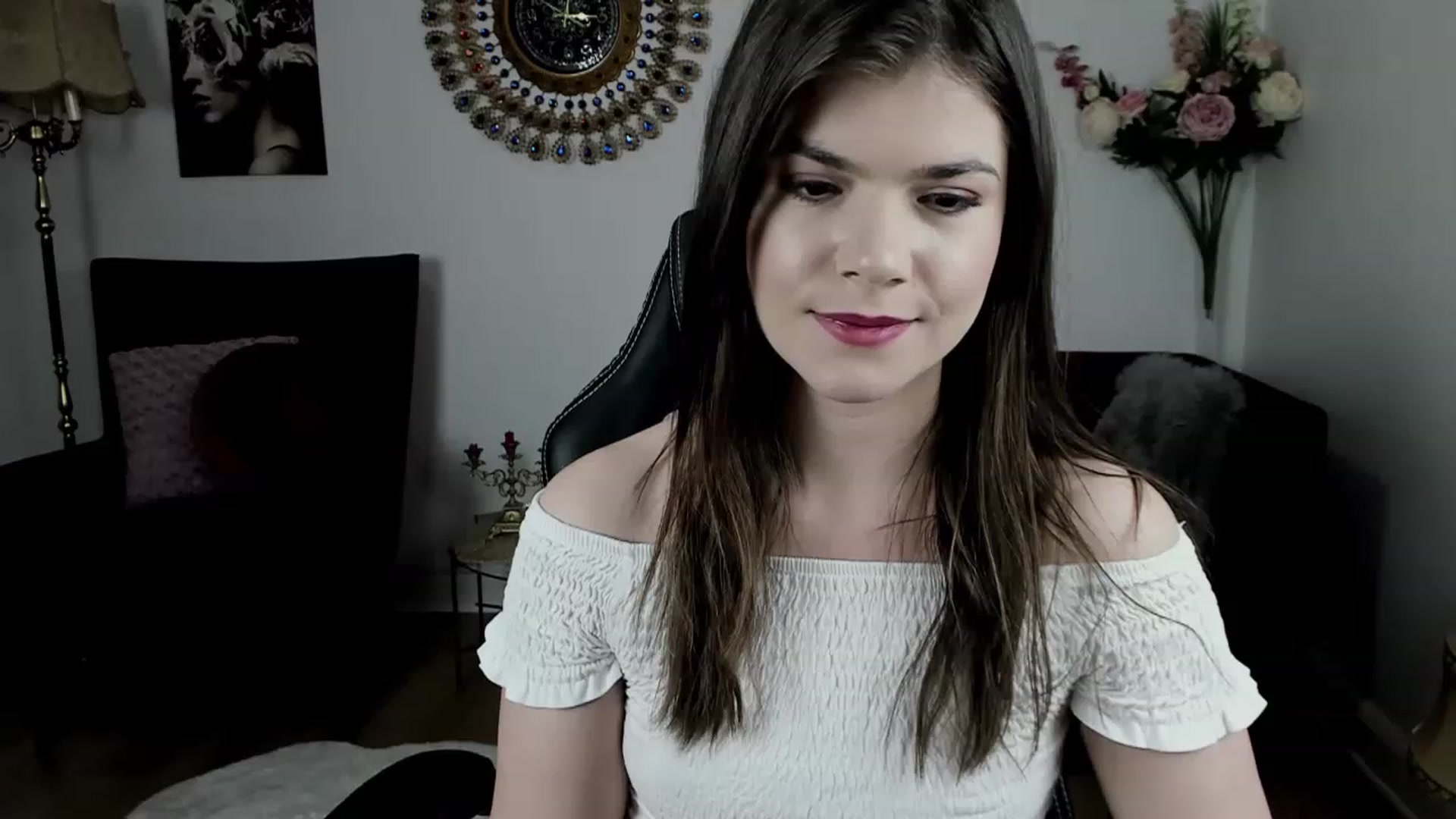 Gallery image thumbnail from Adisonn4you's myfreecams stream on, 02/24/2023, 24:39 image 11 of 20