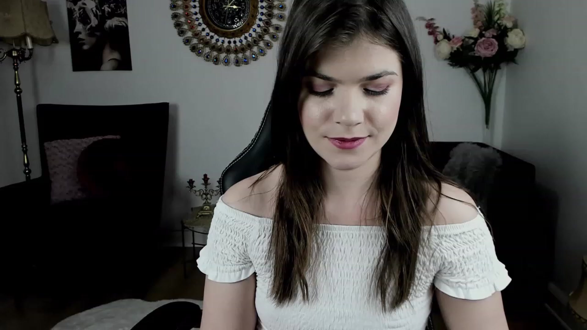 Gallery image thumbnail from Adisonn4you's myfreecams stream on, 02/24/2023, 24:39 image 20 of 20