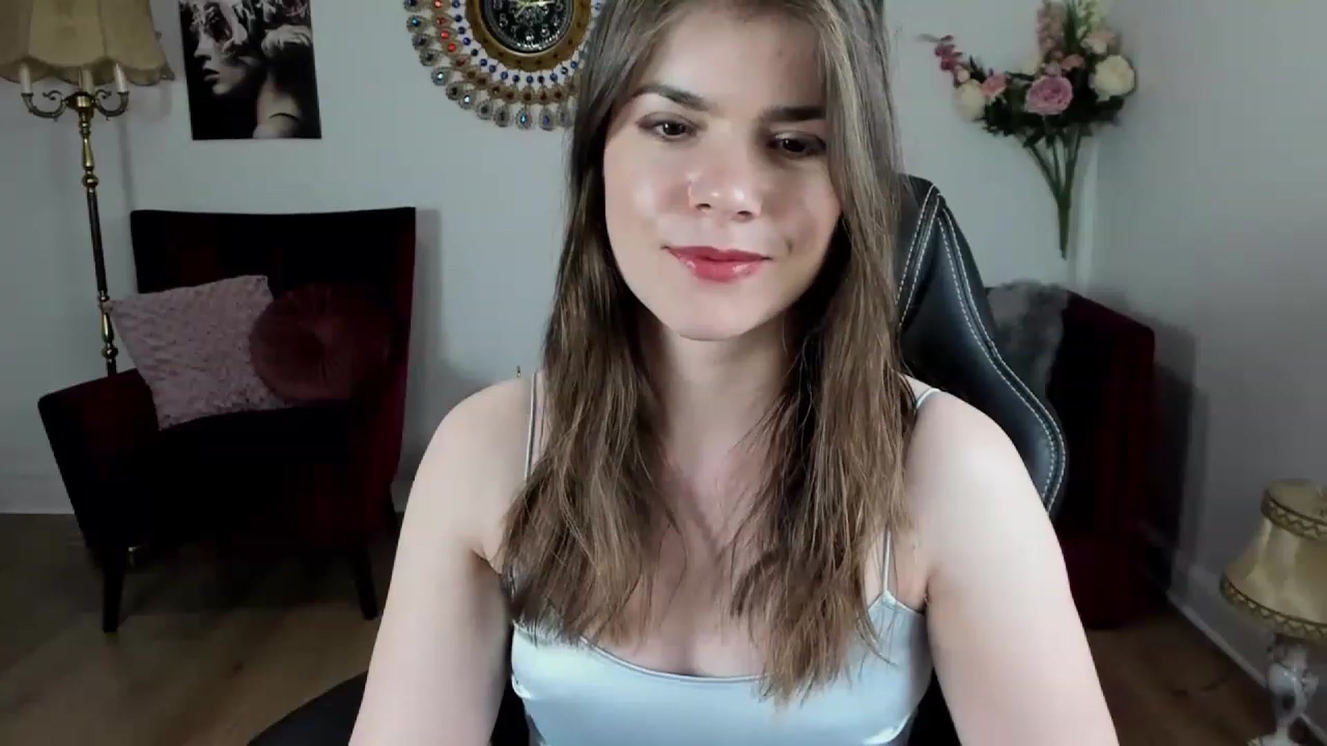 Gallery image thumbnail from Adisonn4you's myfreecams stream on, 03/29/2023, 24:55 image 4 of 20
