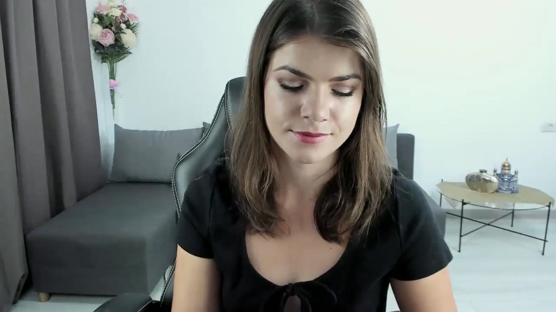 Gallery image thumbnail from Adisonn4you's myfreecams stream on, 08/05/2024, 24:00 image 10 of 20