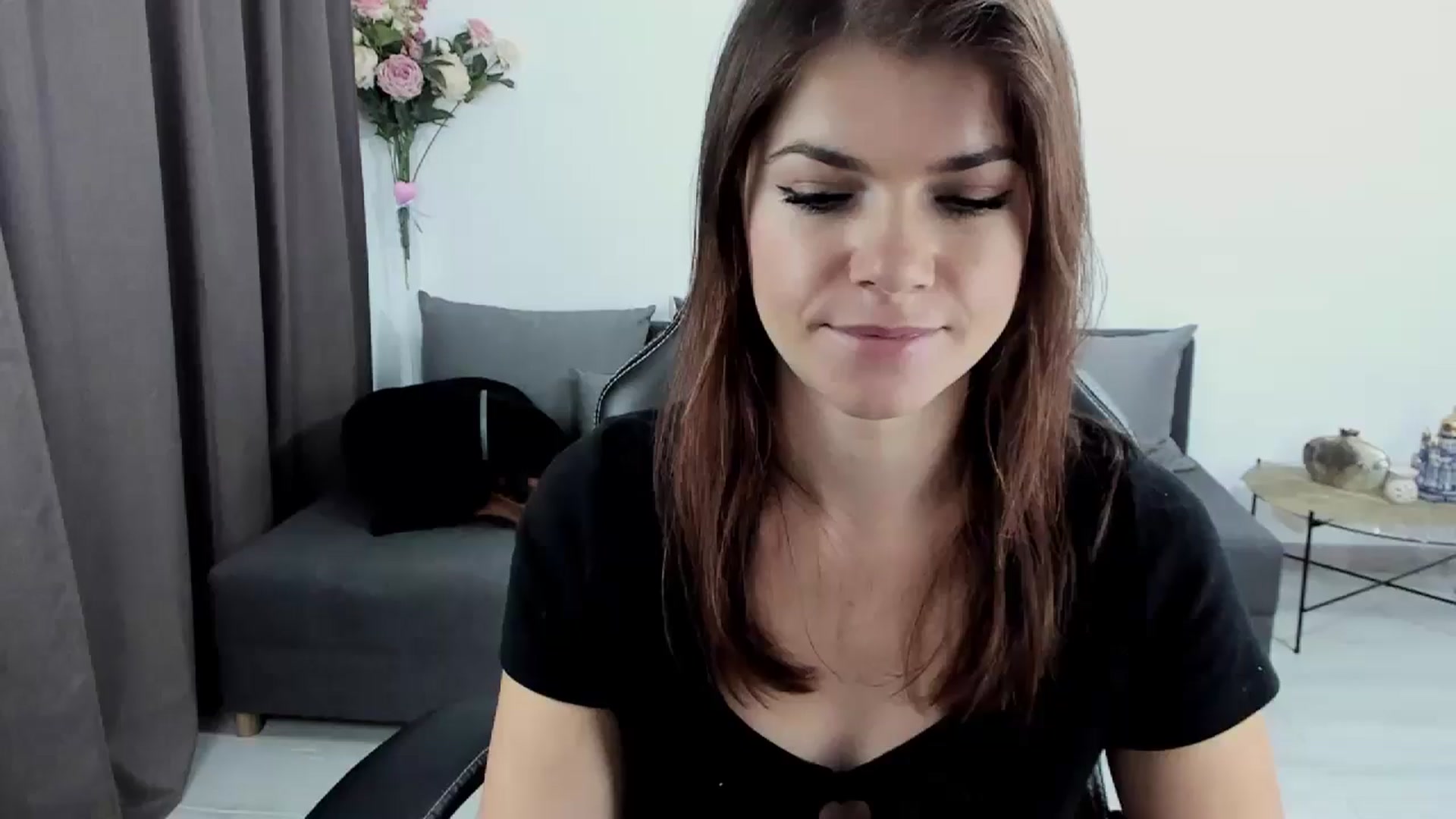Gallery image thumbnail from Adisonn4you's myfreecams stream on, 10/29/2024, 07:09 image 18 of 20