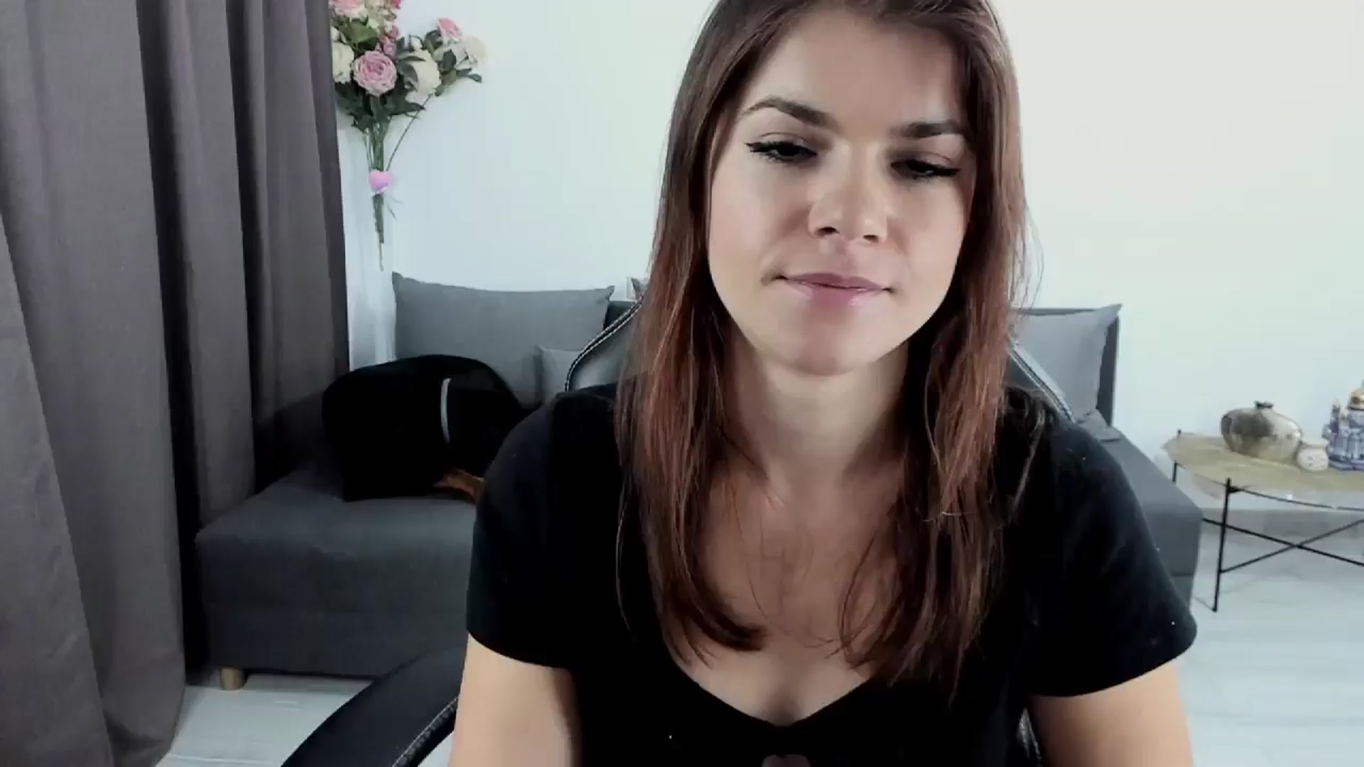 Gallery image thumbnail from Adisonn4you's myfreecams stream on, 10/29/2024, 07:09 image 11 of 20
