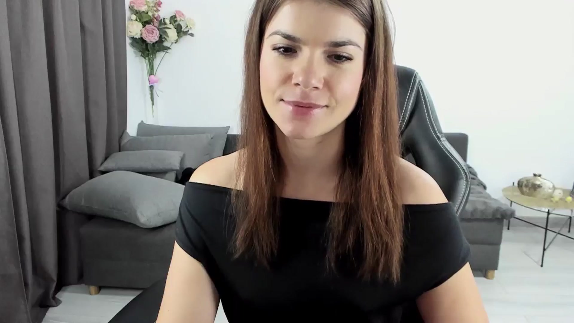 Gallery image thumbnail from Adisonn4you's myfreecams stream on, 11/25/2024, 02:01 image 4 of 20