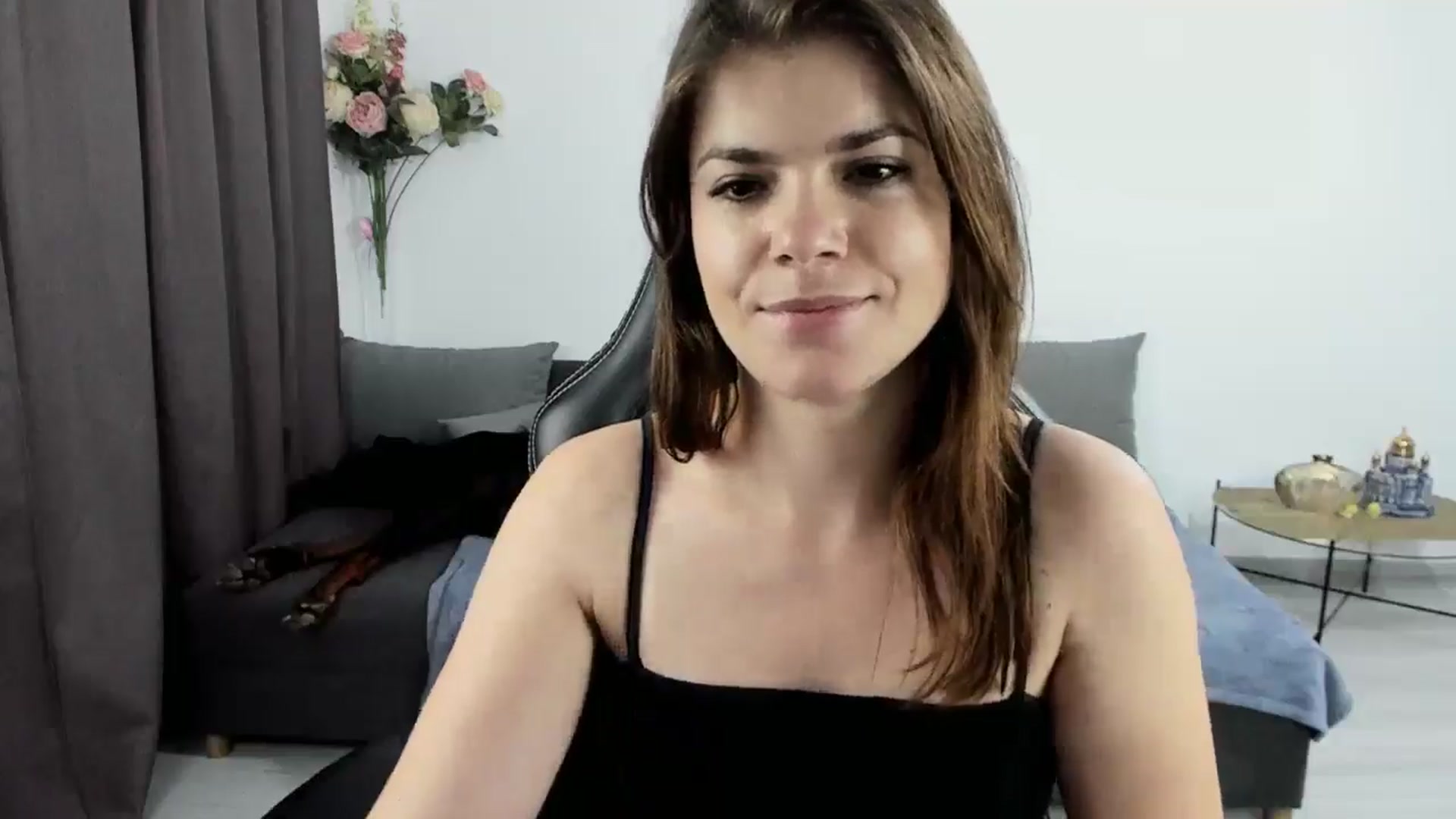 Gallery image thumbnail from Adisonn4you's myfreecams stream on, 05/29/2025, 02:55 image 12 of 20