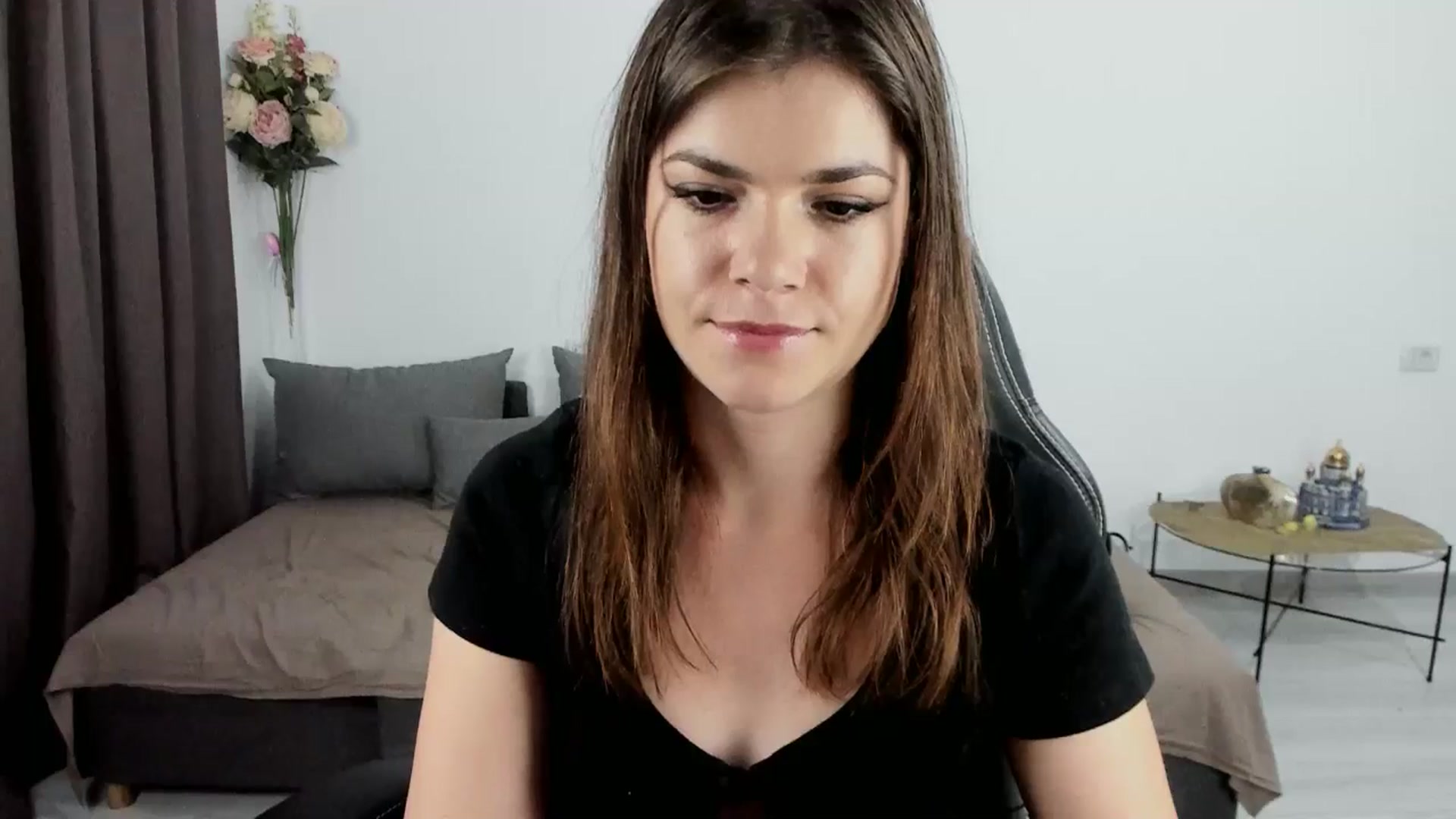 Gallery image thumbnail from Adisonn4you's myfreecams stream on, 06/07/2025, 23:18 image 7 of 20